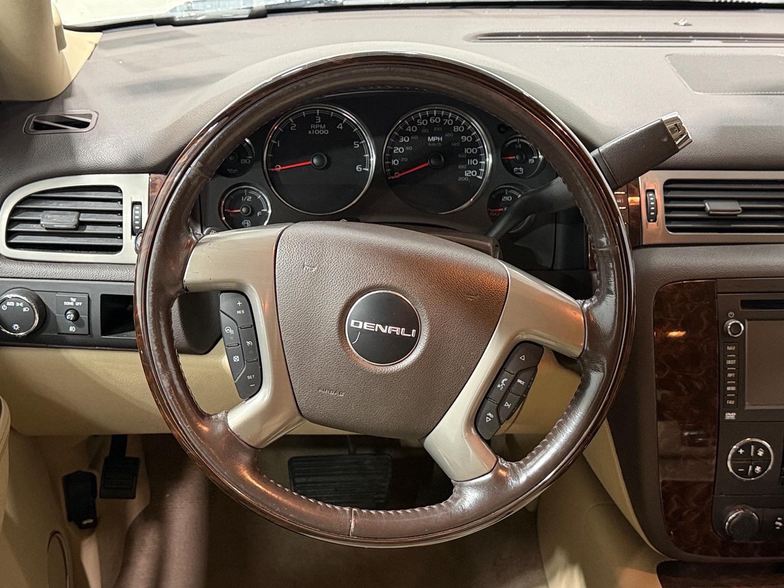 Thumbnail: 2013 GMC Yukon XL - 4