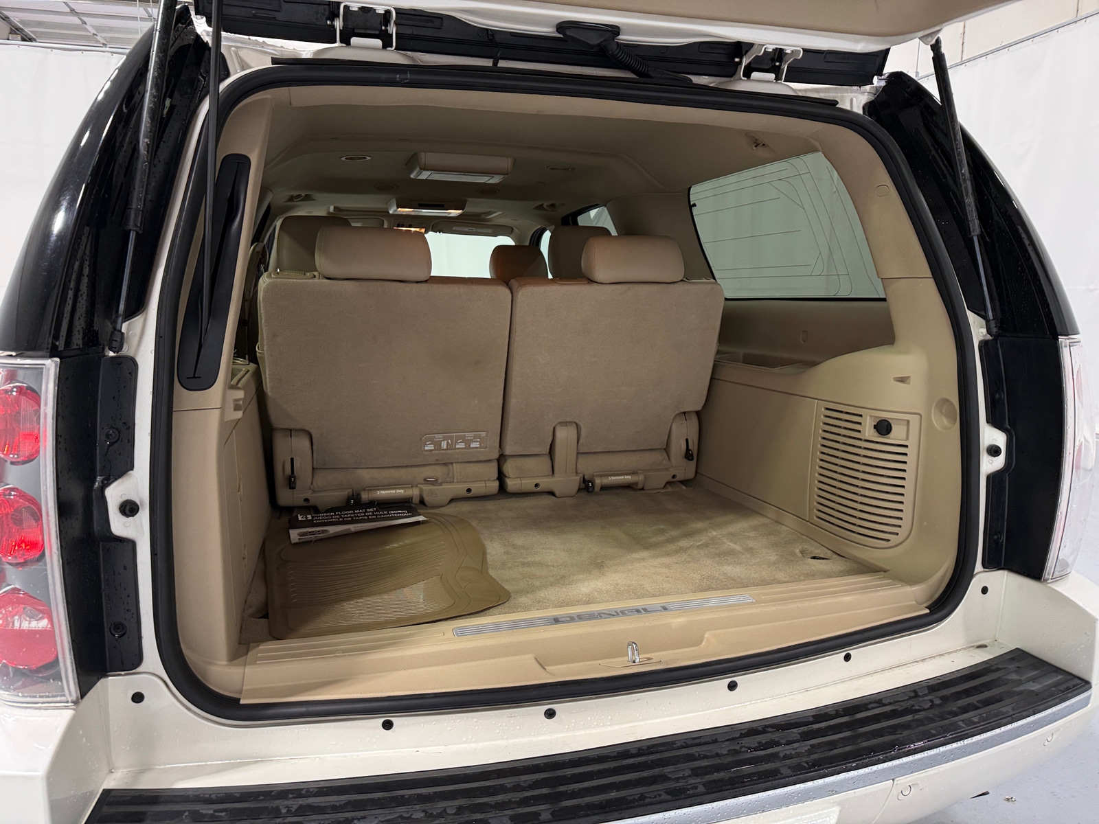 Thumbnail: 2013 GMC Yukon XL - 6