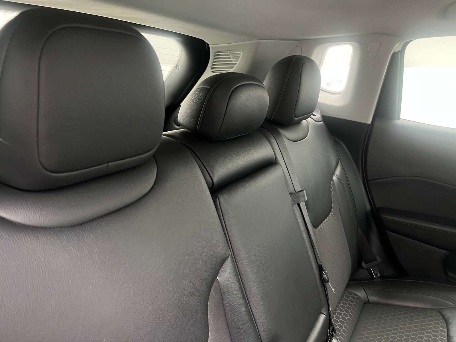 Thumbnail: 2020 Jeep Compass - 6