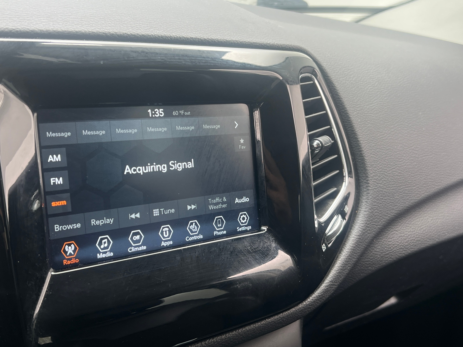Thumbnail: 2020 Jeep Compass - 4