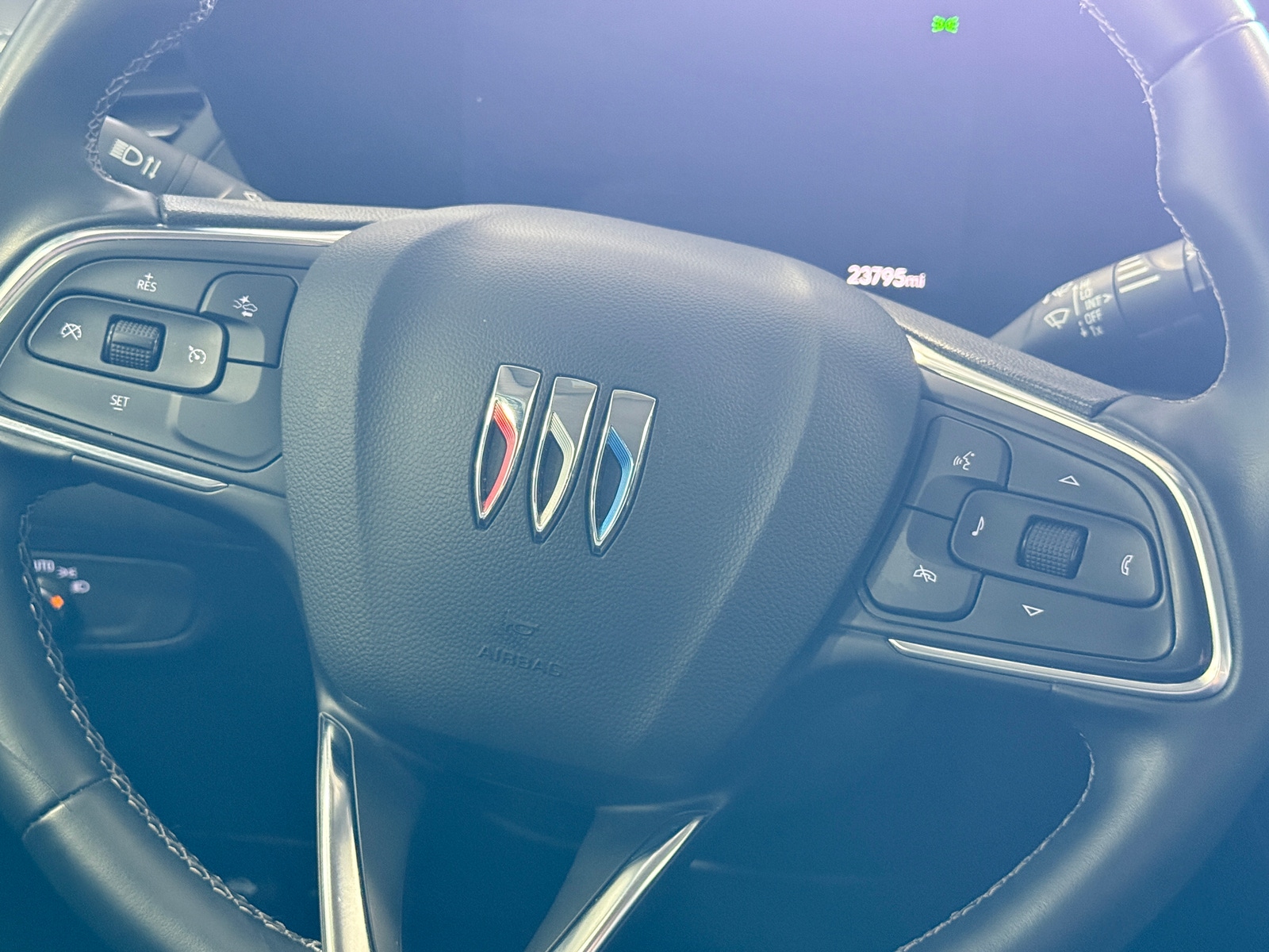 Thumbnail: 2025 Buick Encore GX - 5