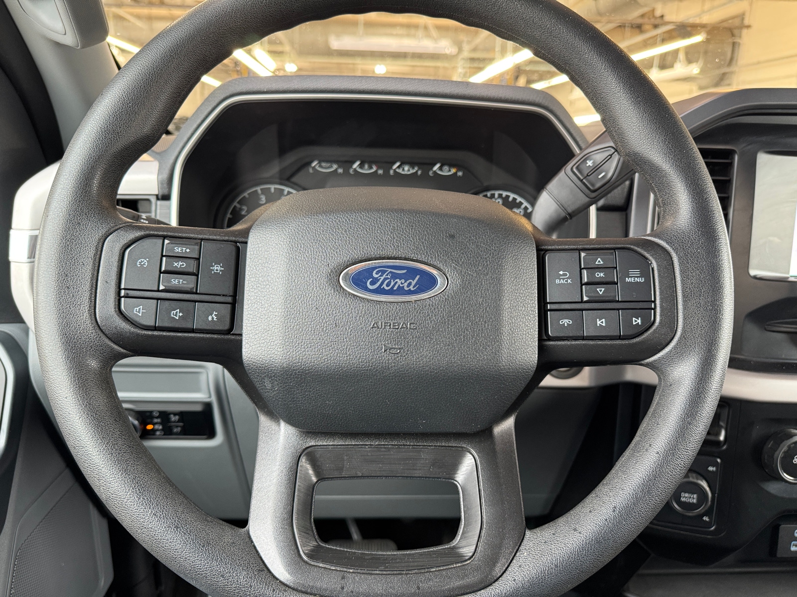 Thumbnail: 2023 Ford Econoline - 5