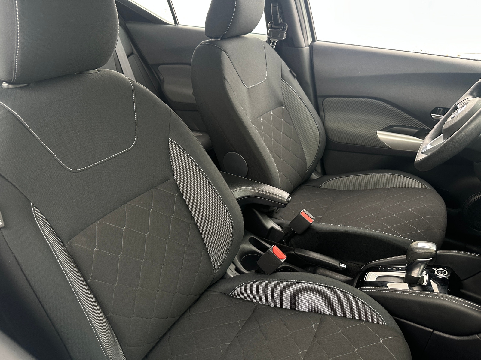 Thumbnail: 2020 Nissan Kicks - 2