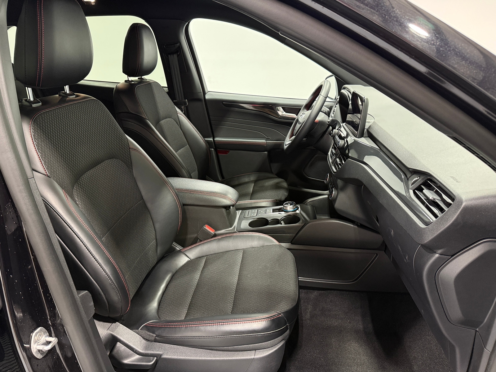 Thumbnail: 2025 Ford Escape - 2