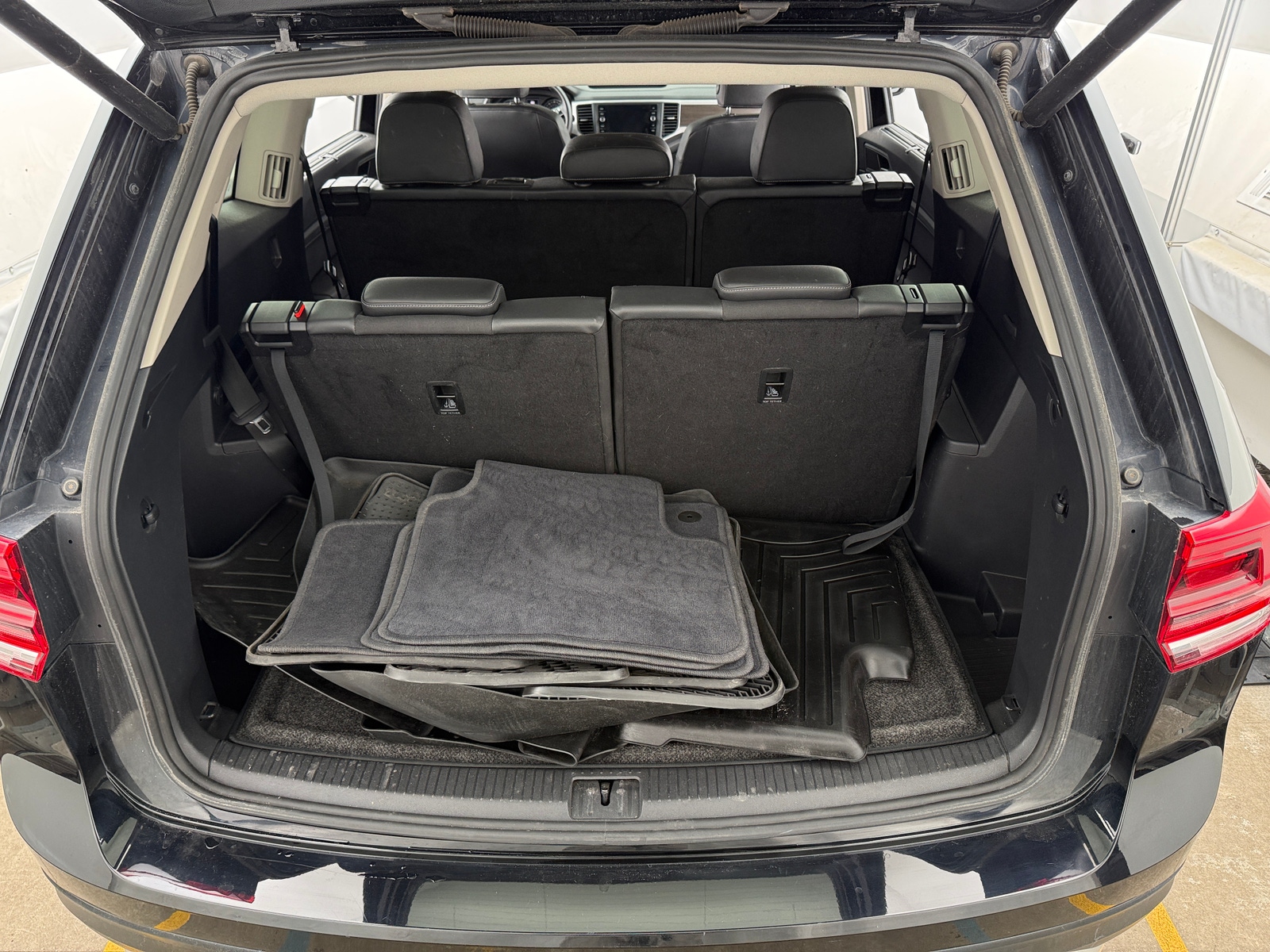 Thumbnail: 2019 Volkswagen Atlas - 6