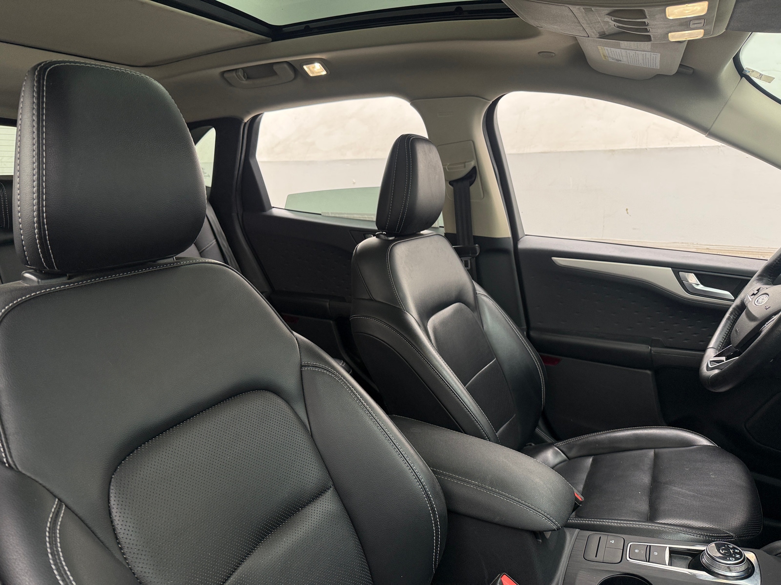 Thumbnail: 2020 Ford Escape - 2