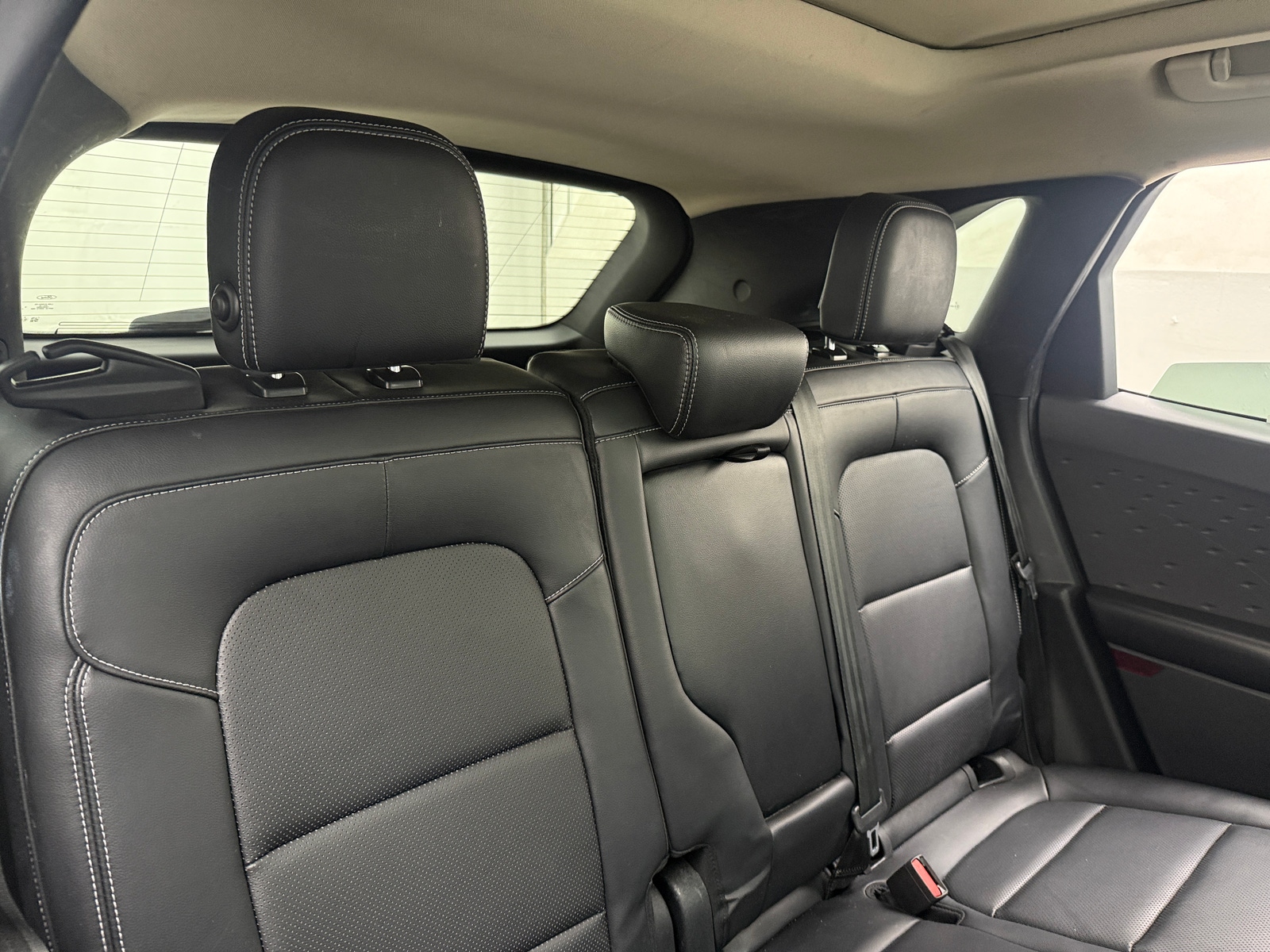 Thumbnail: 2020 Ford Escape - 6