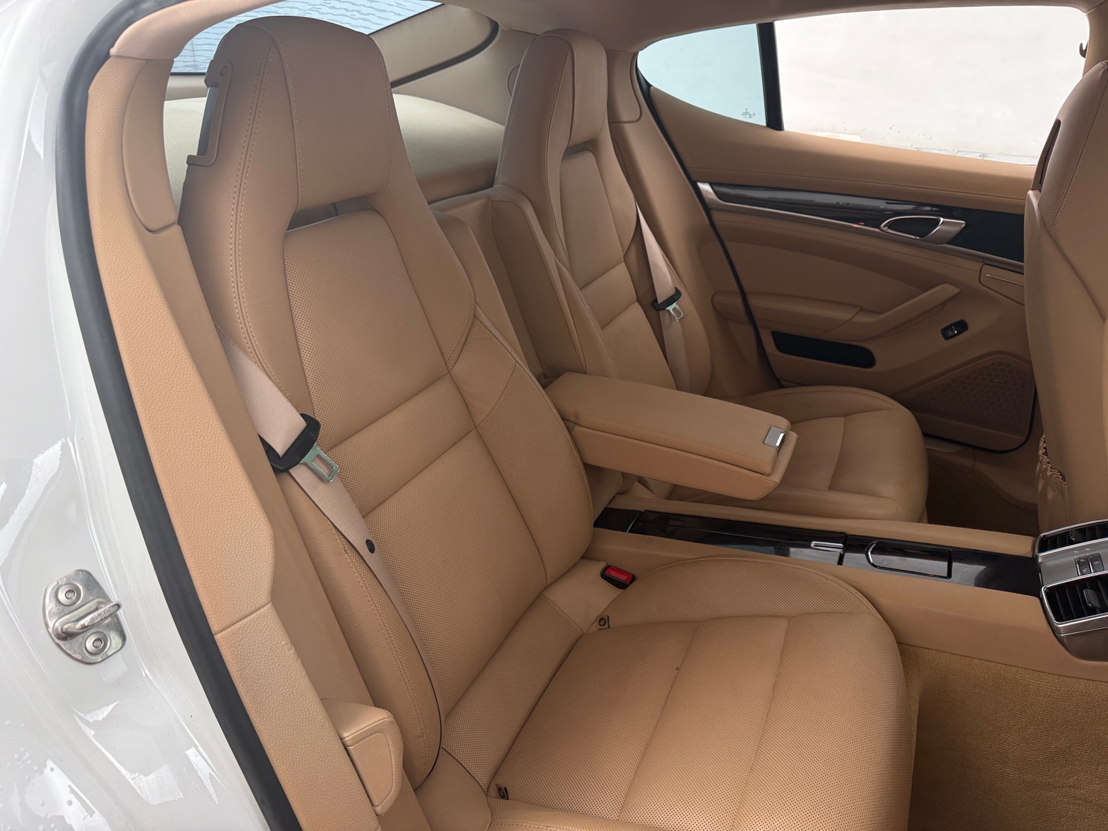 Thumbnail: 2014 Porsche Panamera - 5
