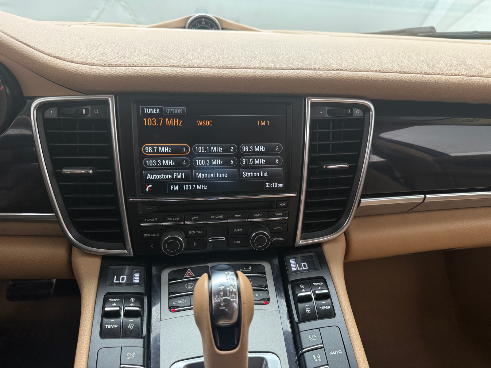 Thumbnail: 2014 Porsche Panamera - 3