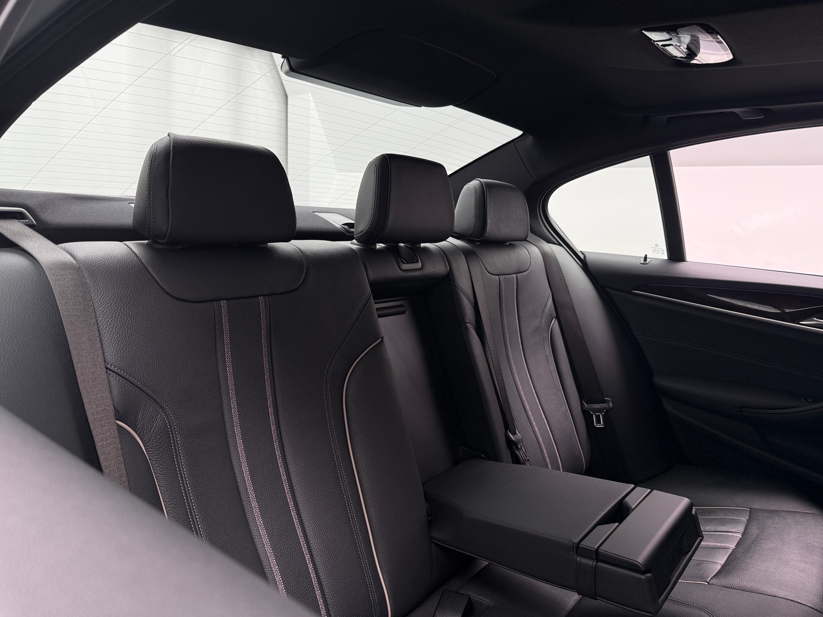 Thumbnail: 2020 BMW 5 Series - 5