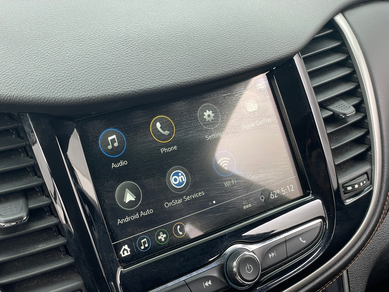 Thumbnail: 2019 Chevrolet Trax - 4