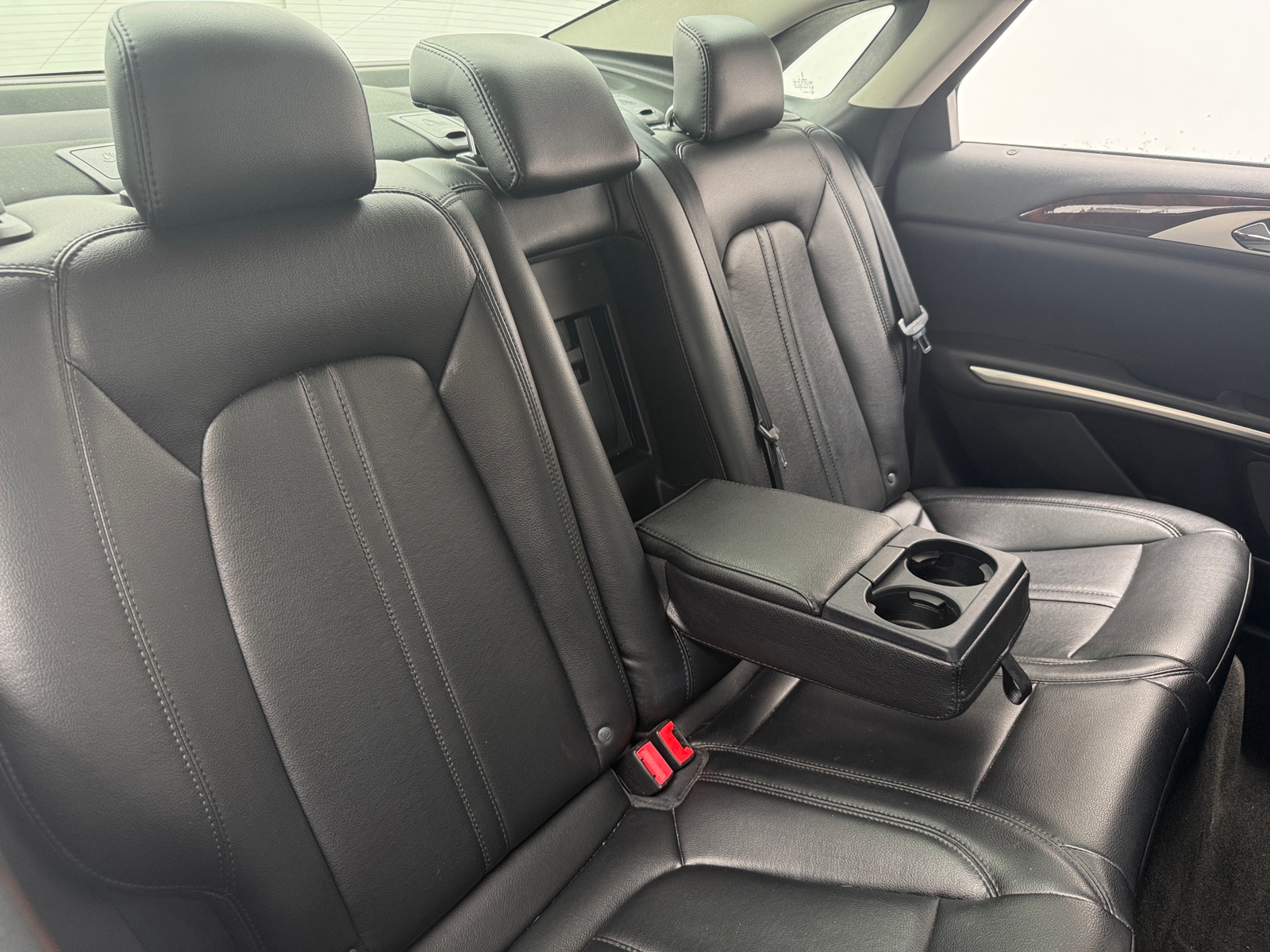 Thumbnail: 2016 Lincoln MKZ - 5