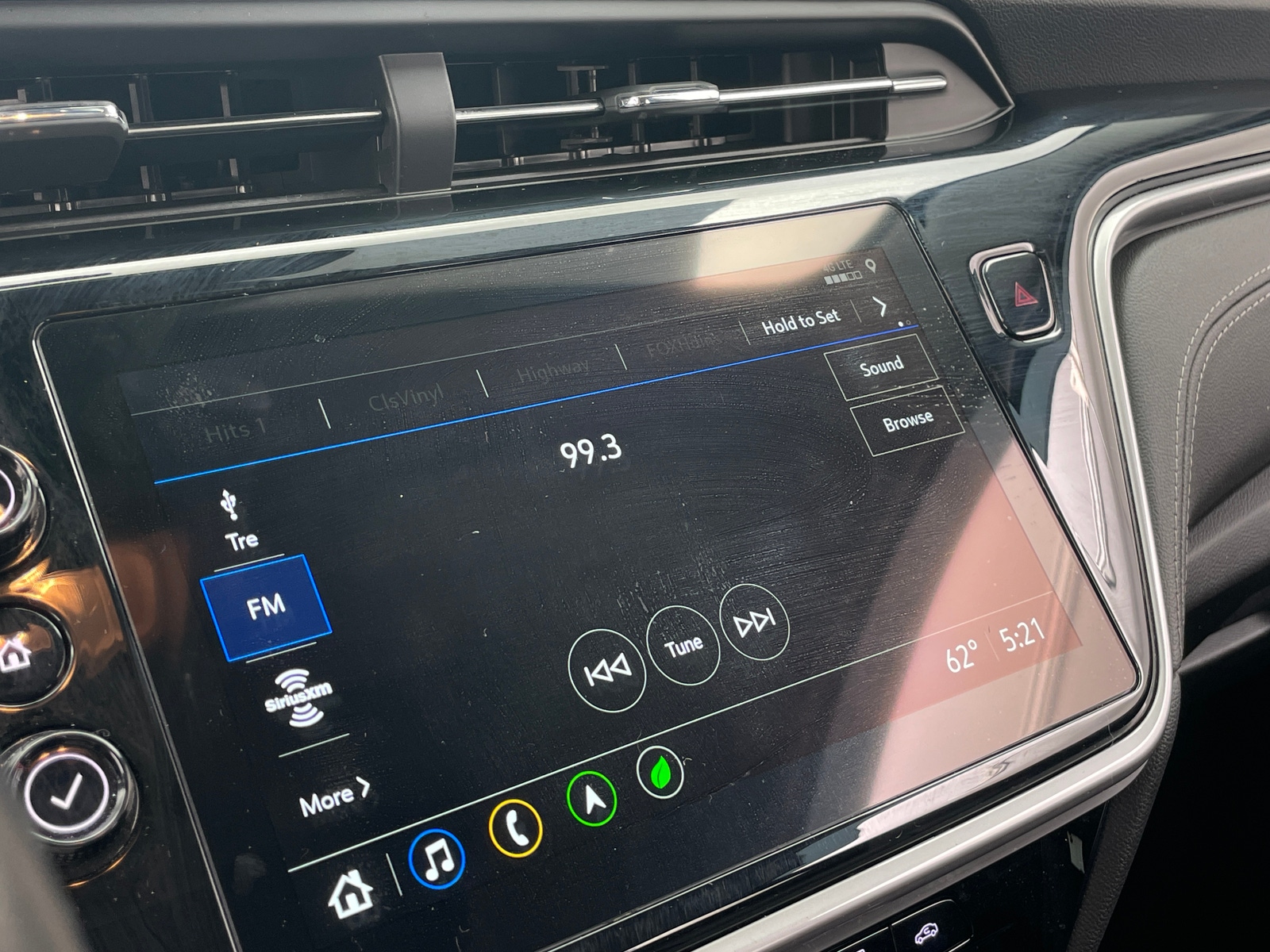 Thumbnail: 2023 Chevrolet Bolt EUV - 3