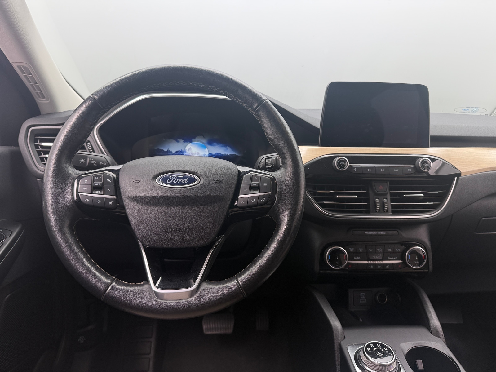 Thumbnail: 2022 Ford Escape - 4