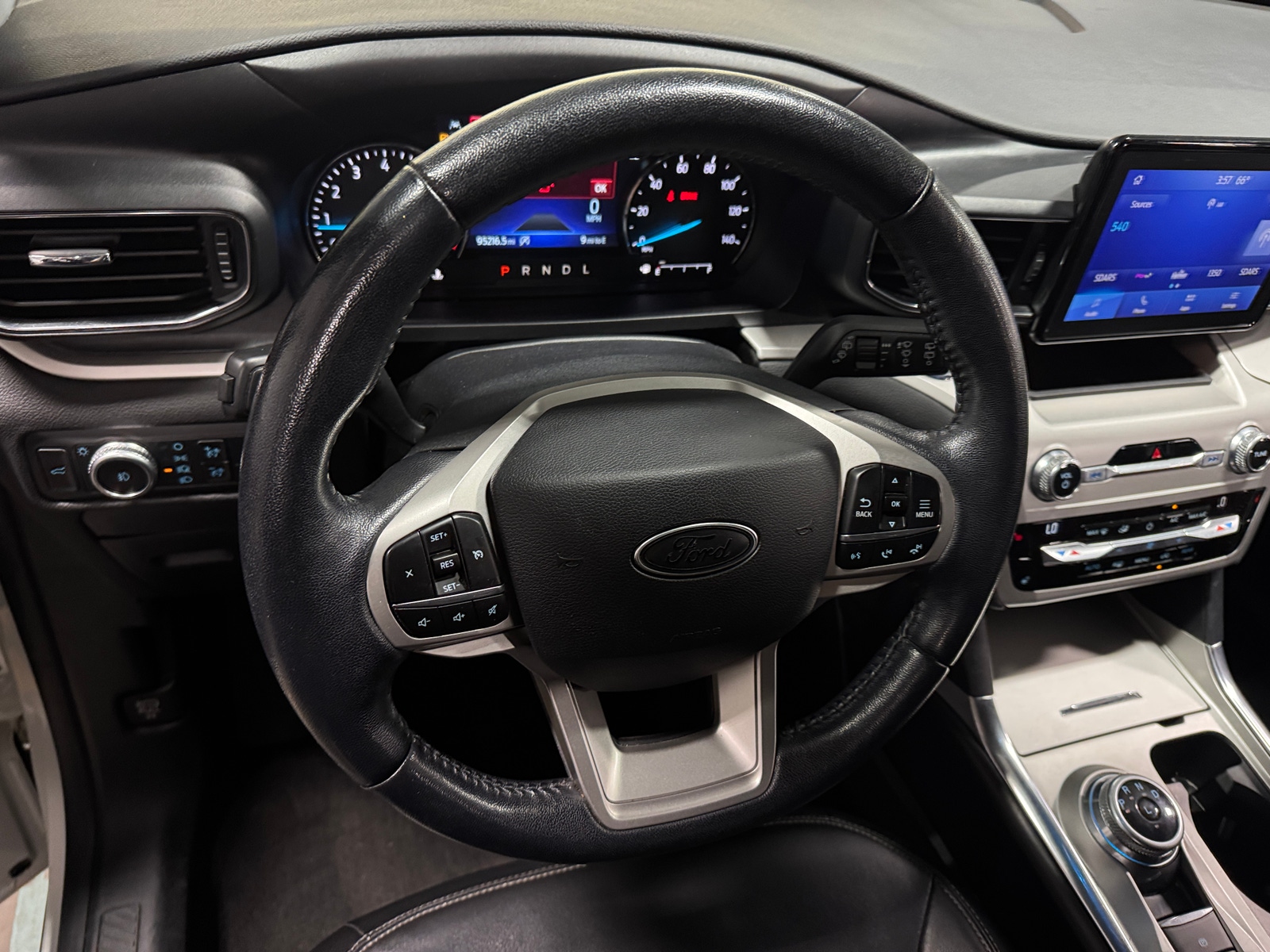 Thumbnail: 2021 Ford Explorer - 5