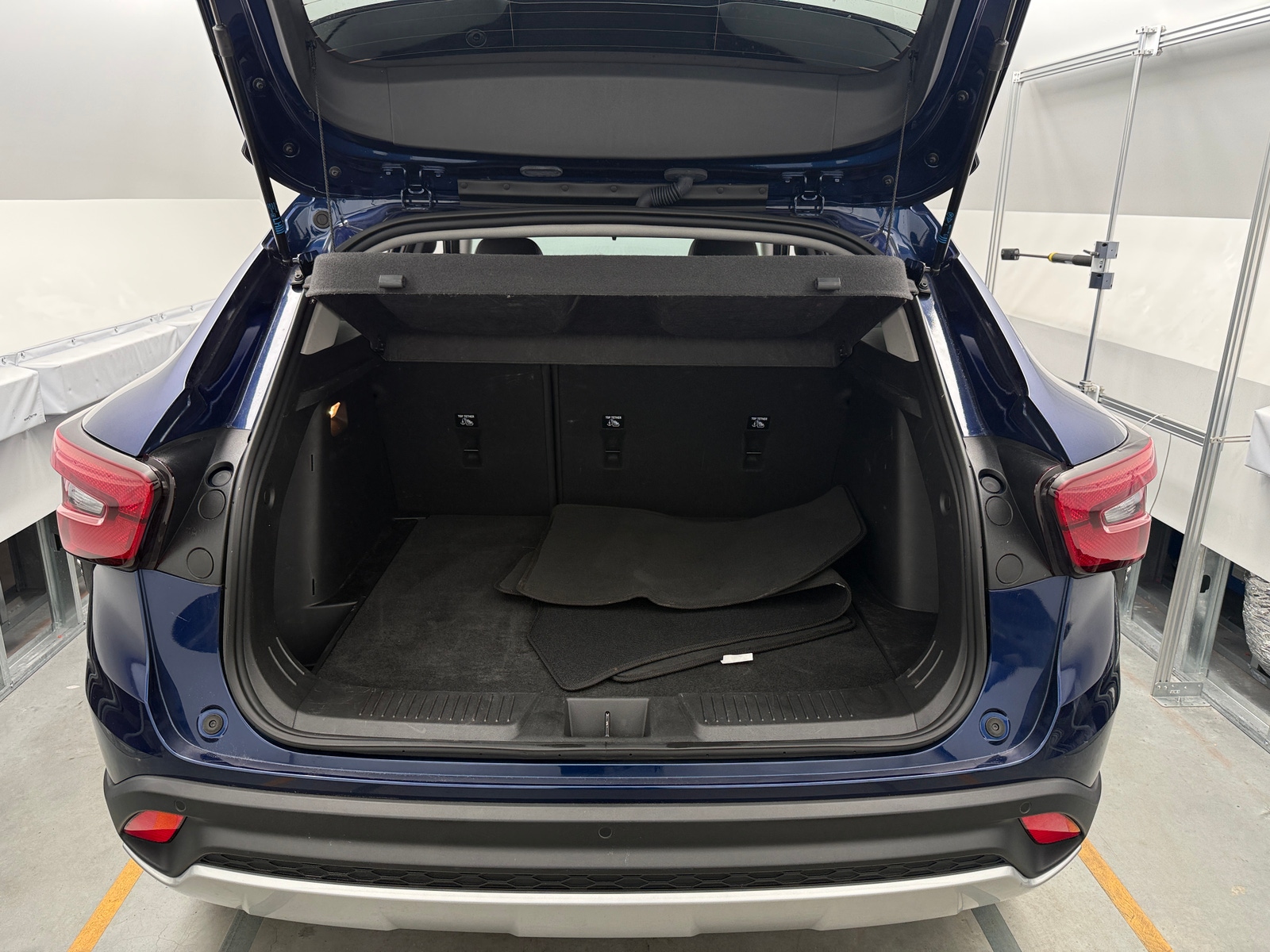 Thumbnail: 2024 Chevrolet Trax - 7