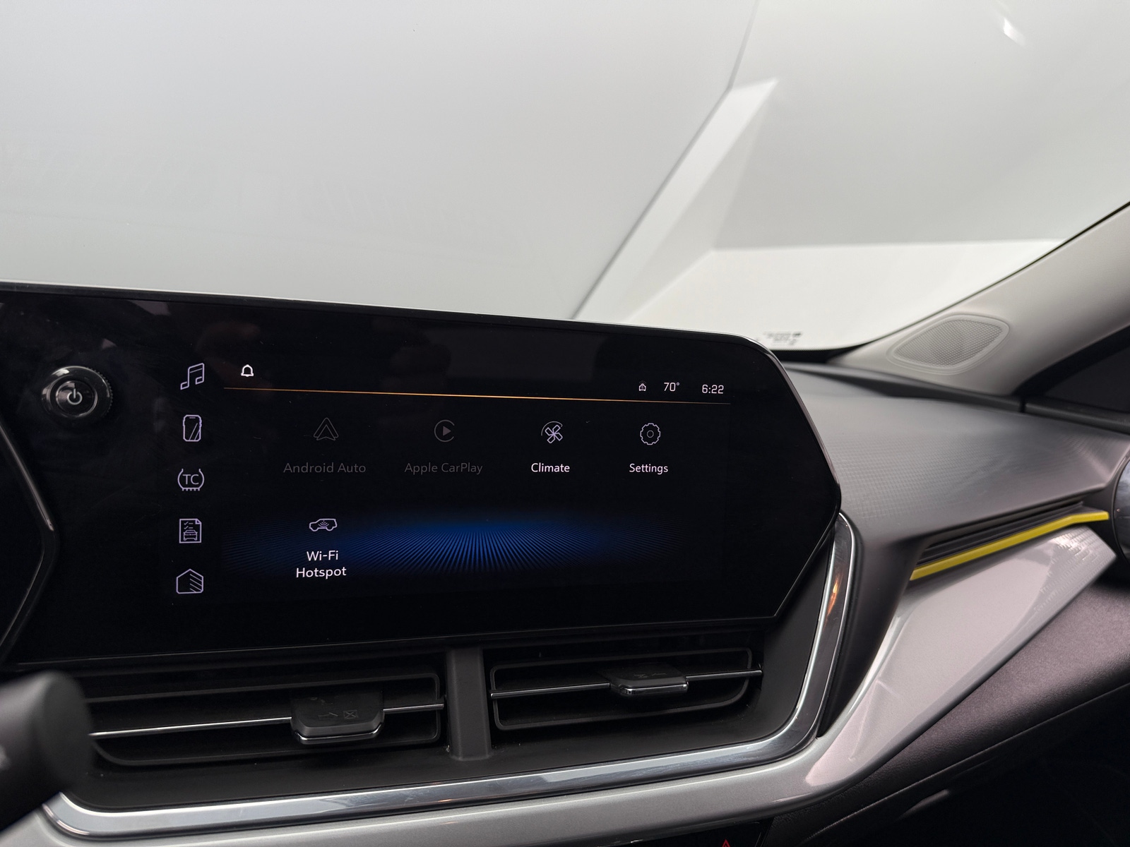 Thumbnail: 2024 Chevrolet Trax - 4
