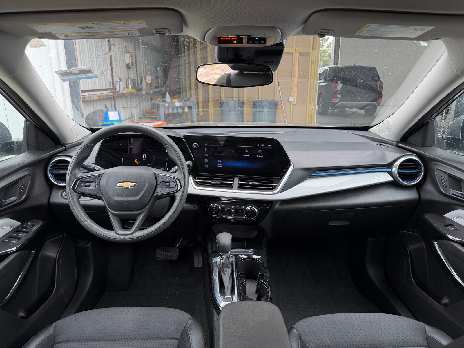 Thumbnail: 2025 Chevrolet Trax - 3