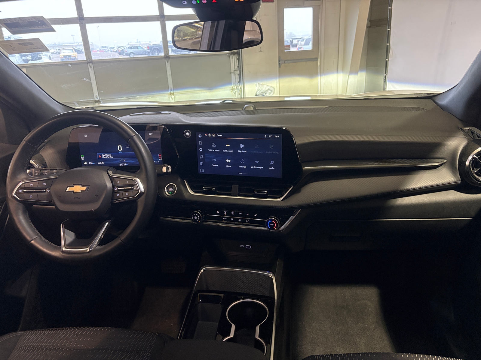 Thumbnail: 2025 Chevrolet Equinox - 3