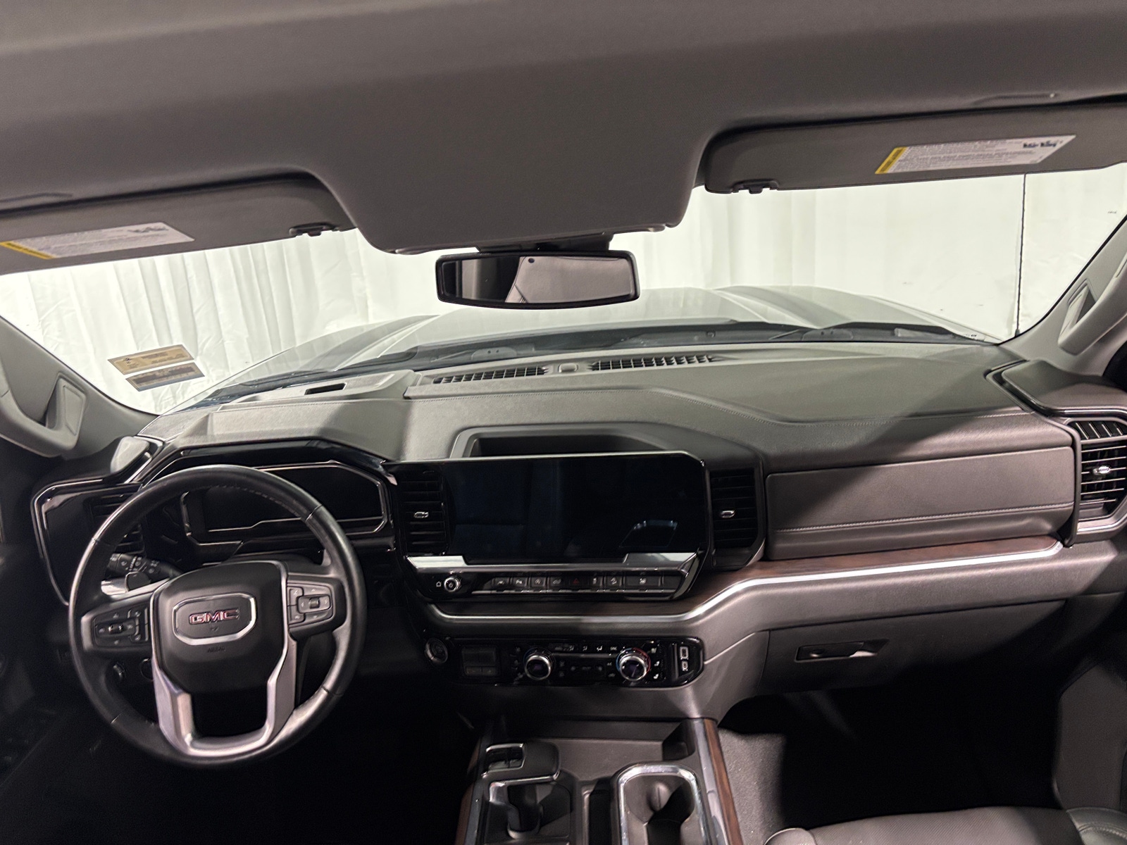 Thumbnail: 2022 GMC Sierra 1500 - 2