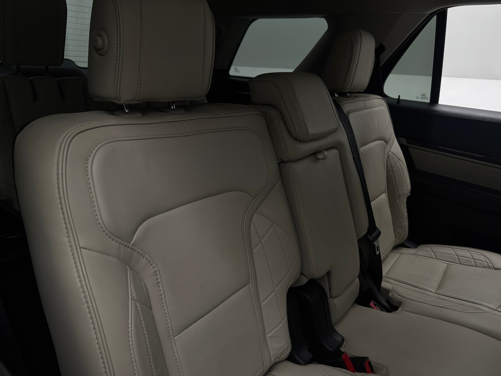 Thumbnail: 2018 Ford Explorer - 5