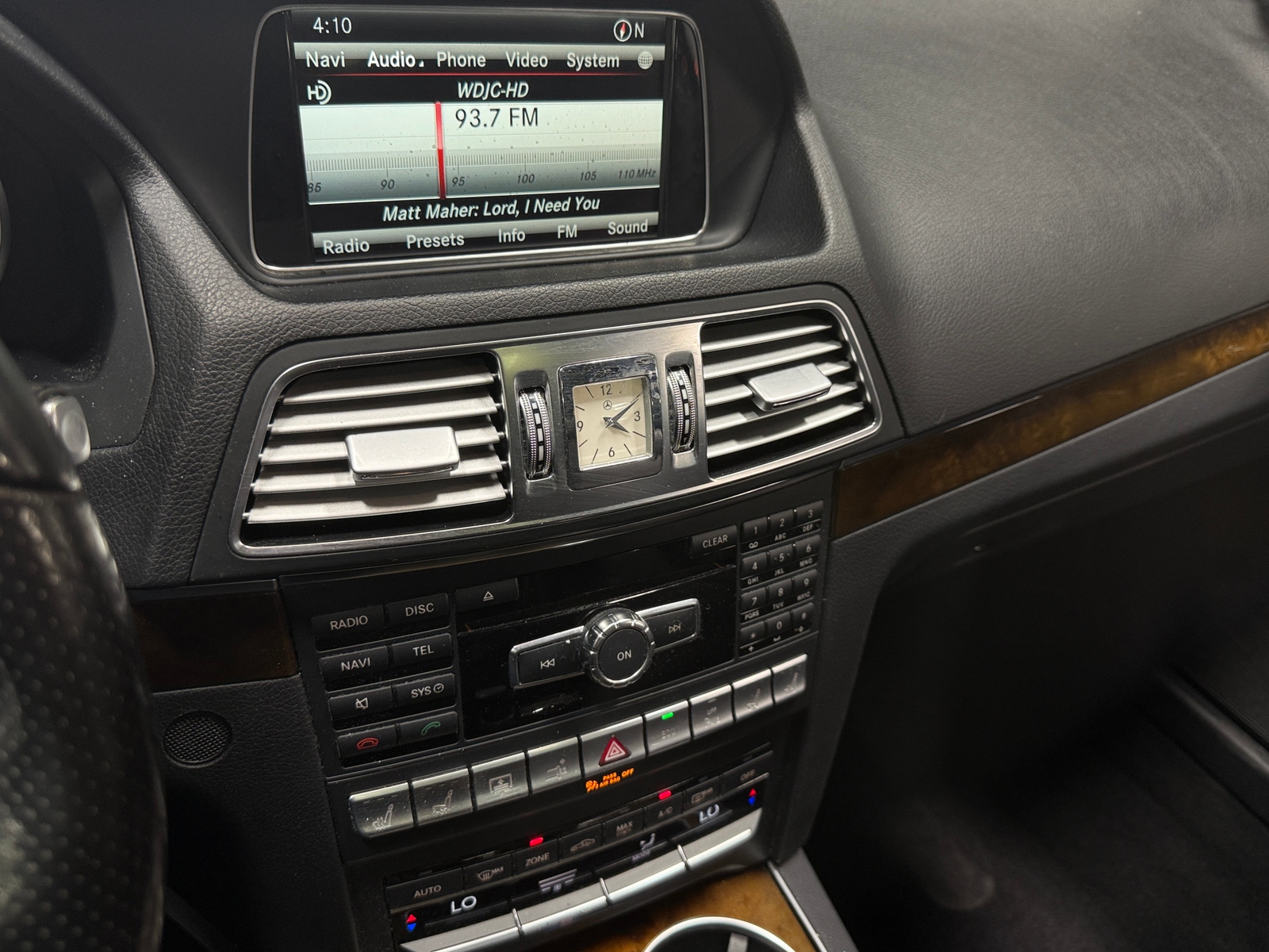 Thumbnail: 2015 Mercedes-Benz E-Class - 2