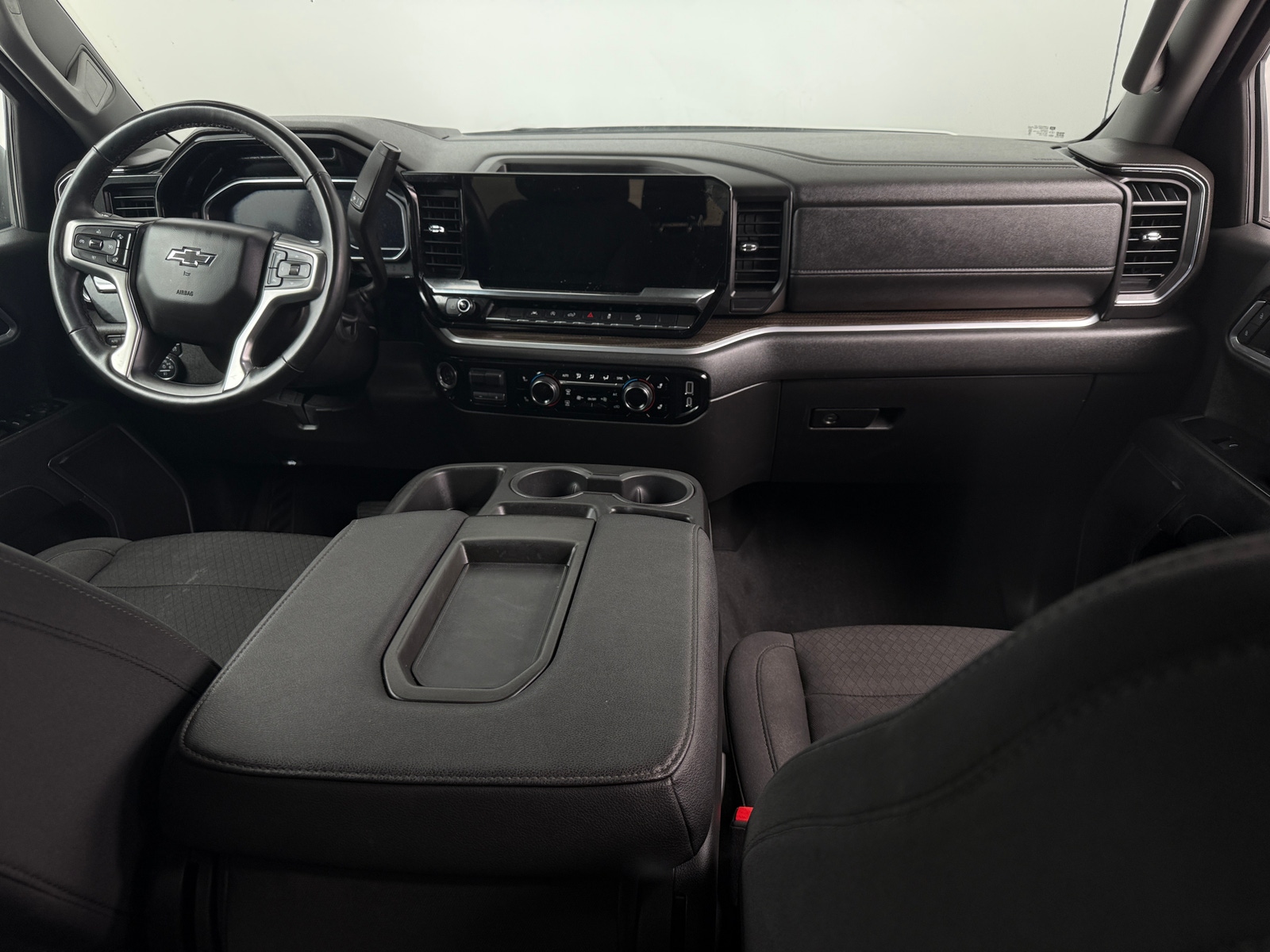 Thumbnail: 2024 Chevrolet Silverado 1500 - 3