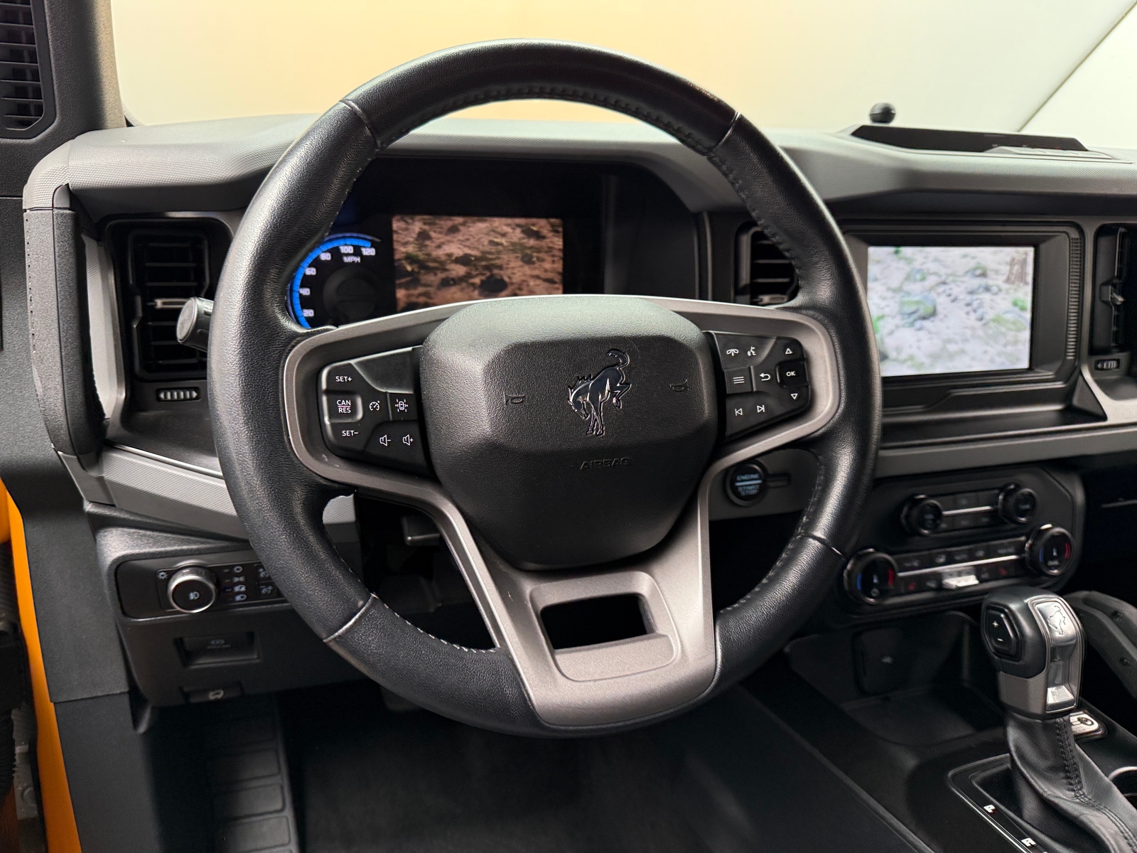 Thumbnail: 2022 Ford Bronco - 5