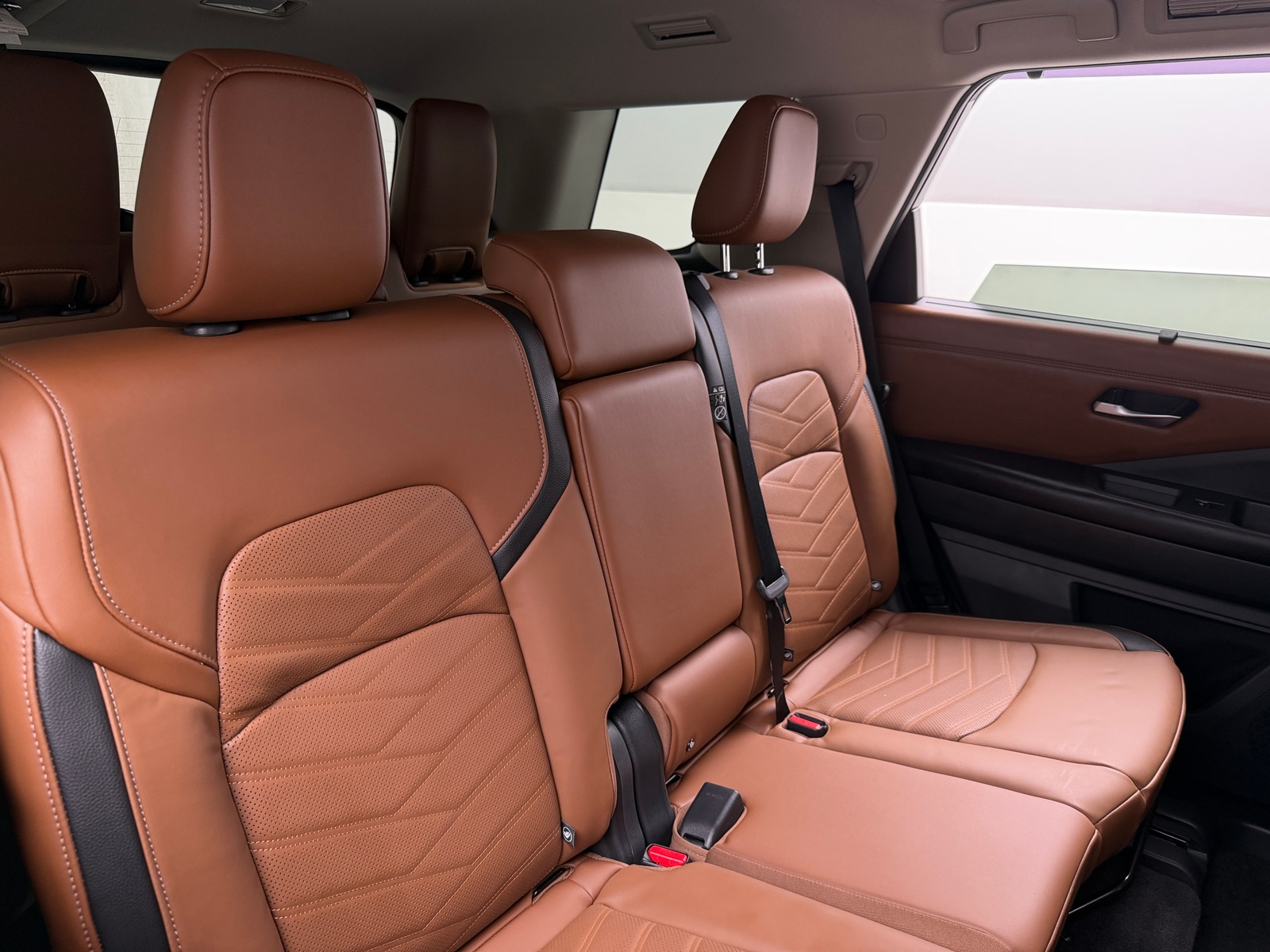 Thumbnail: 2024 Nissan Pathfinder - 5