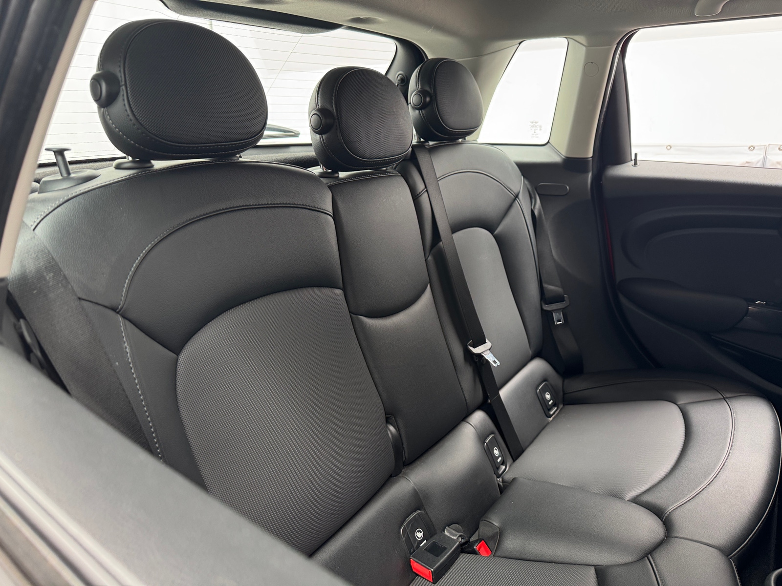 Thumbnail: 2018 MINI Cooper Hardtop - 5
