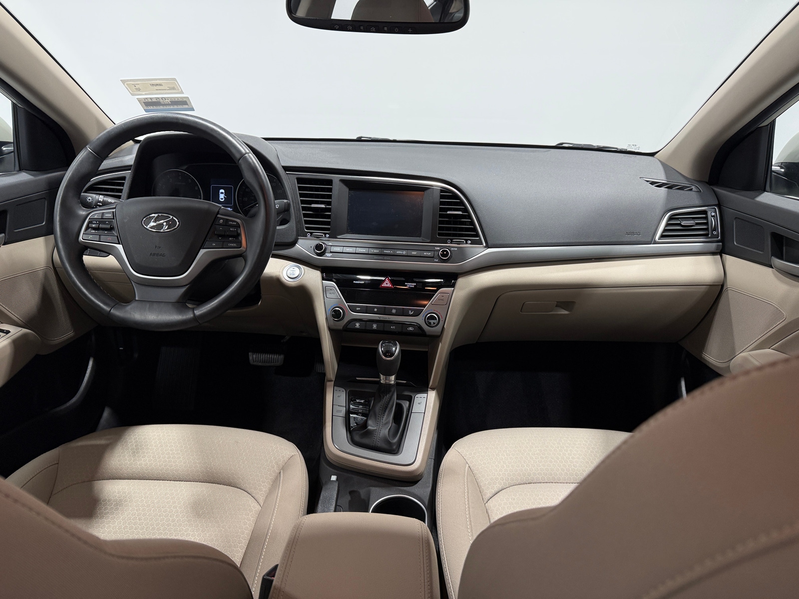 Thumbnail: 2017 Hyundai Elantra - 3