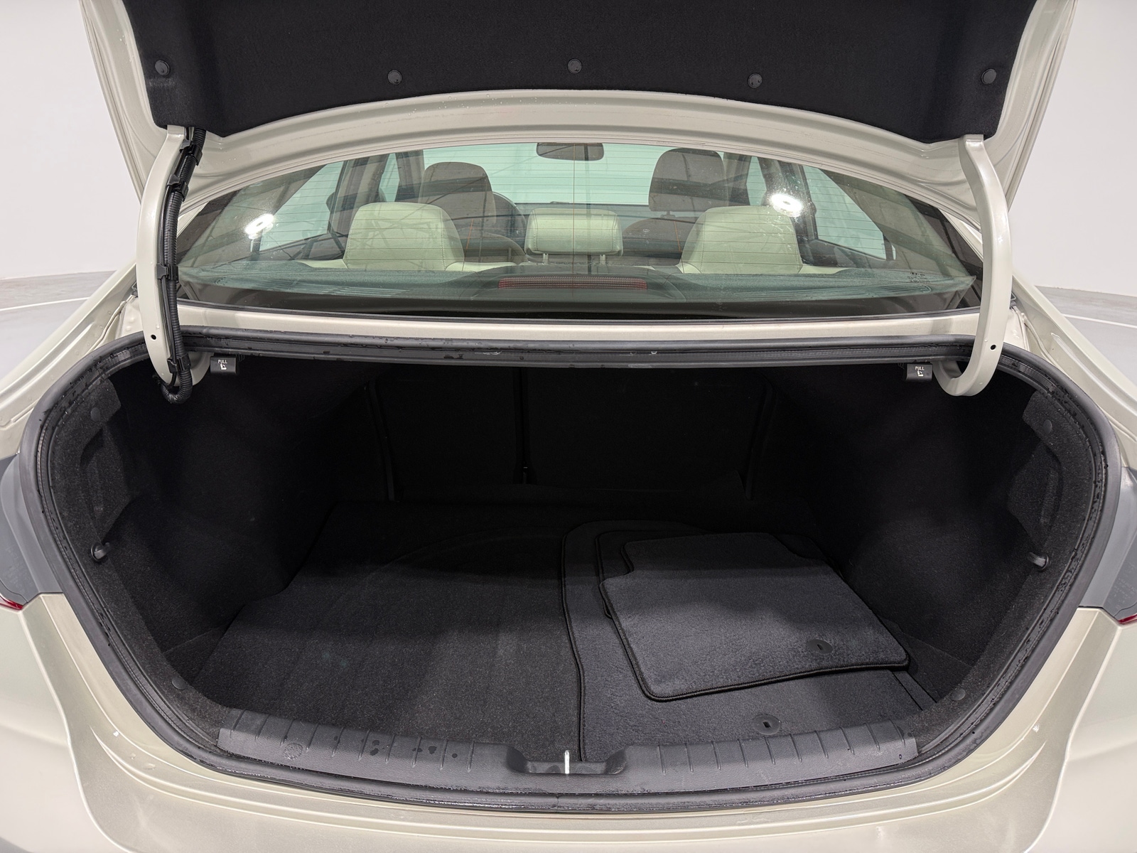 Thumbnail: 2017 Hyundai Elantra - 7