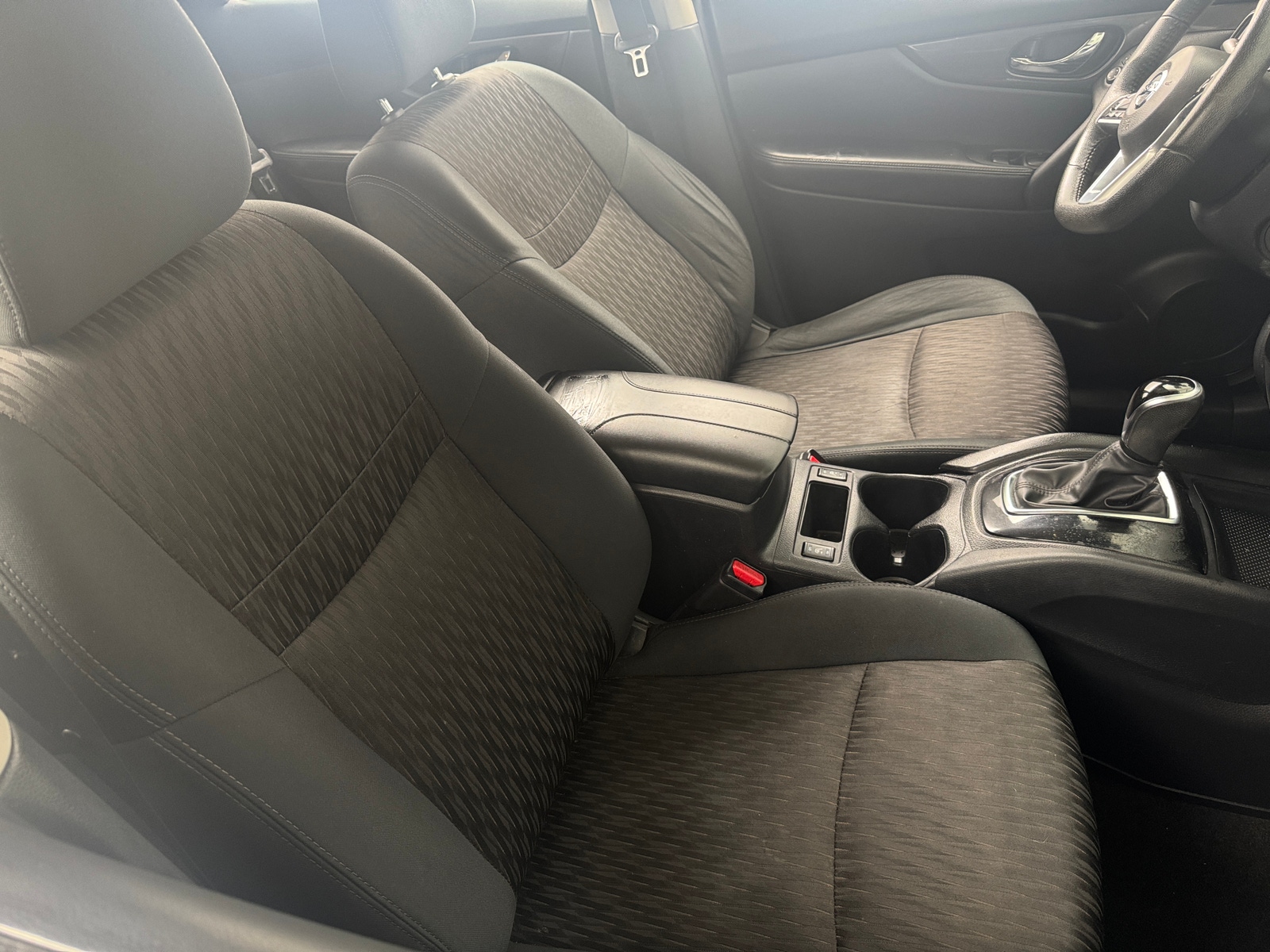 Thumbnail: 2019 Nissan Rogue - 2