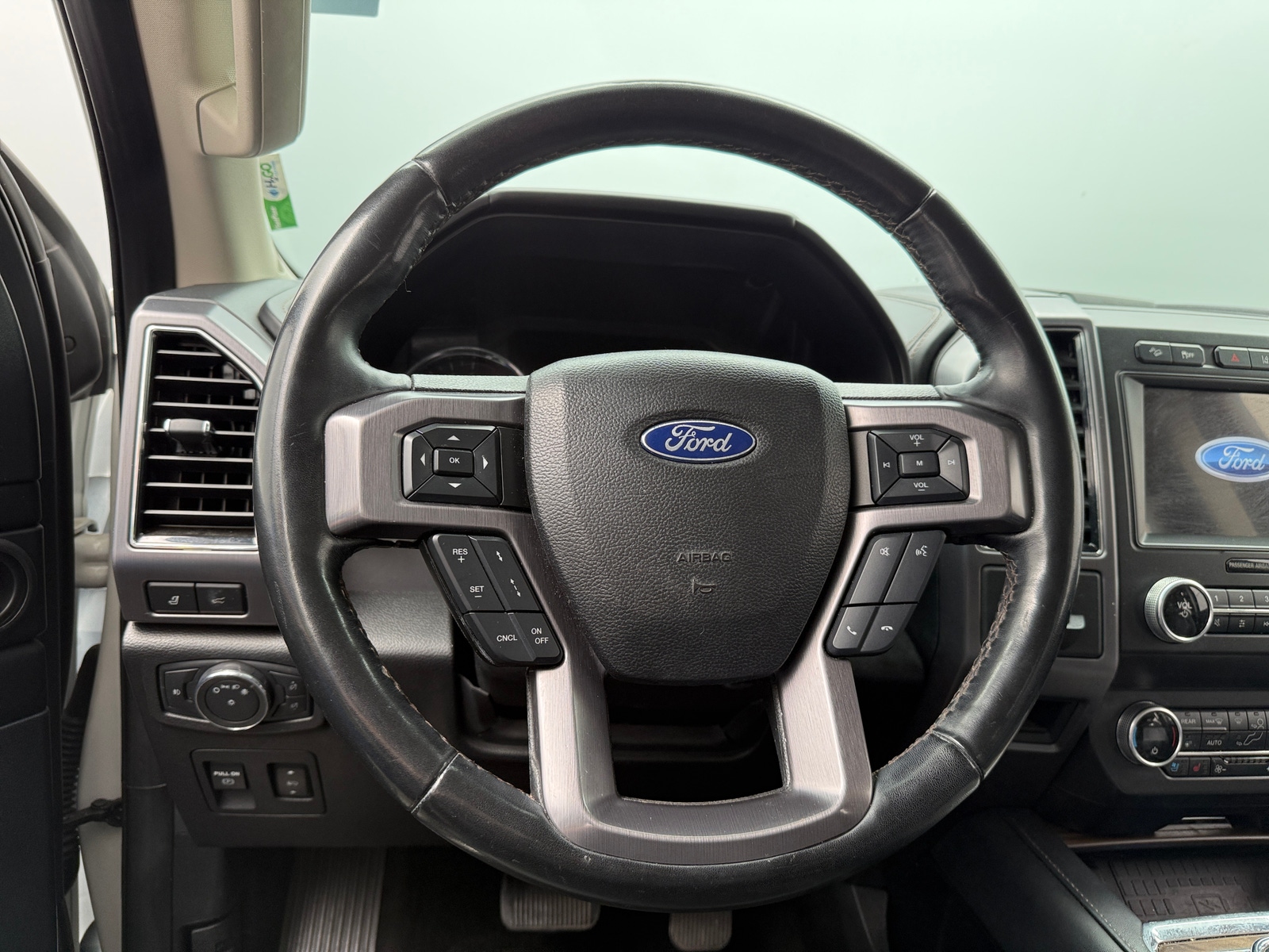 Thumbnail: 2021 Ford Expedition - 4