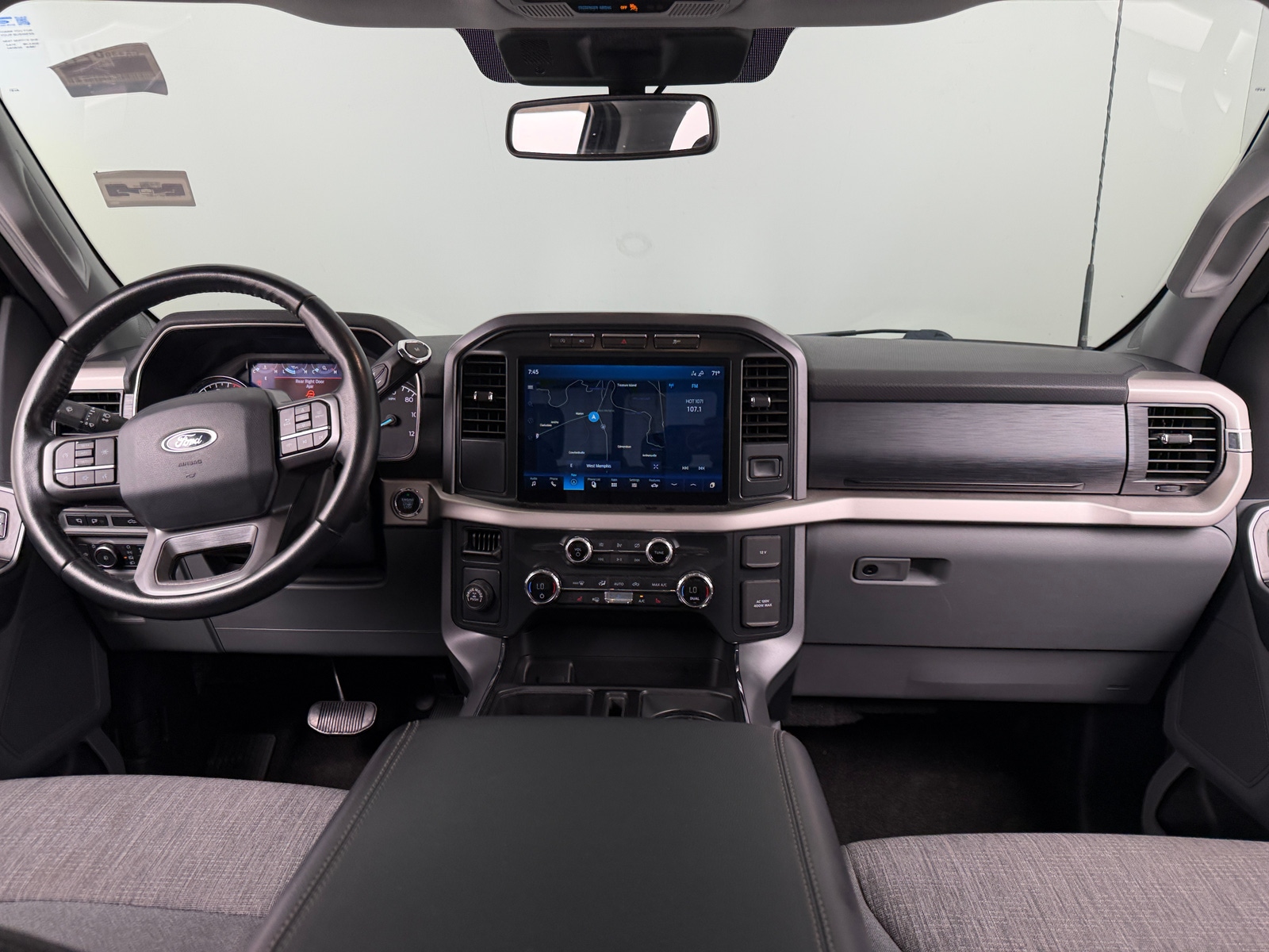Thumbnail: 2021 Ford Econoline - 3
