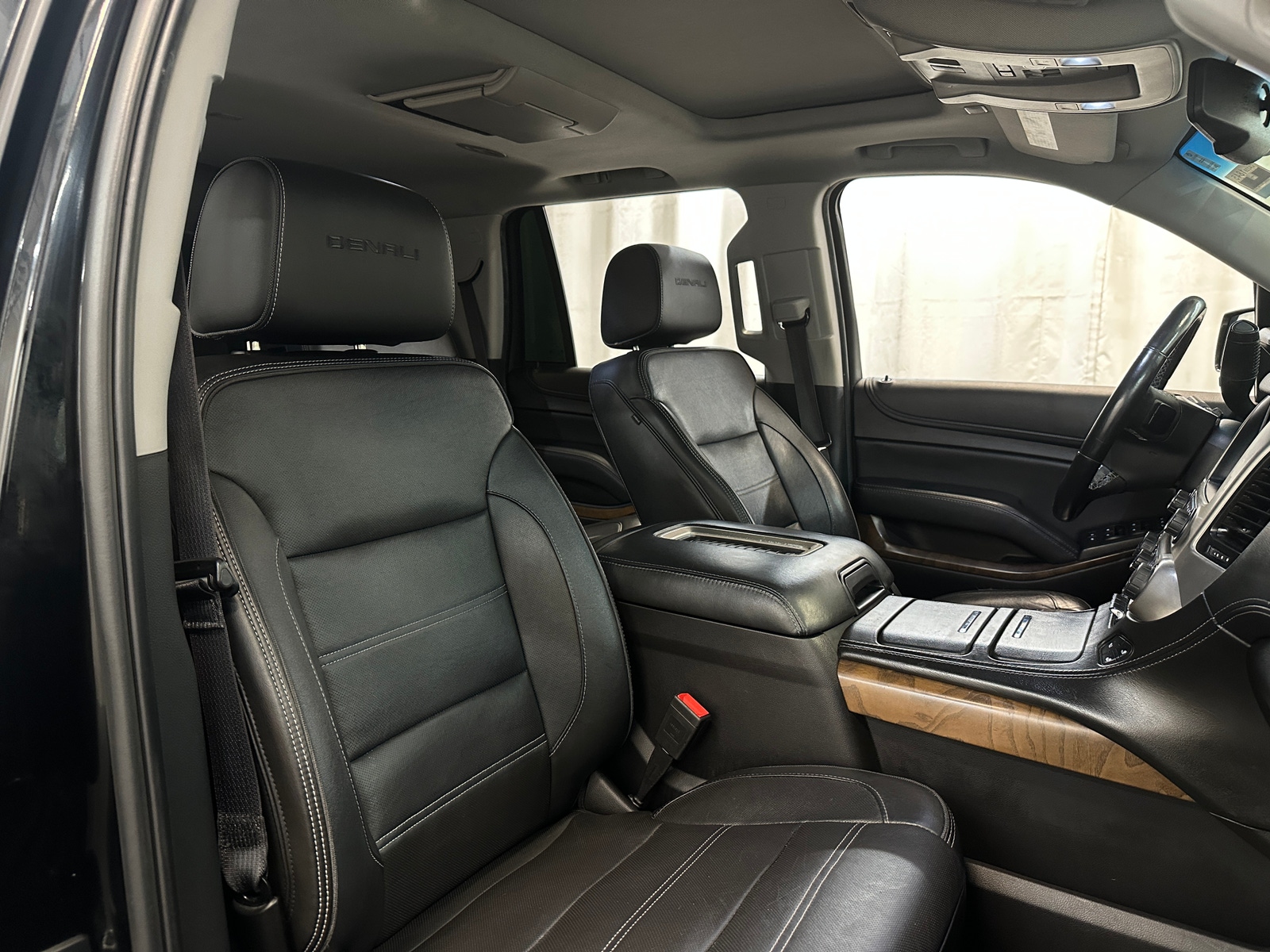 Thumbnail: 2019 GMC Yukon - 2