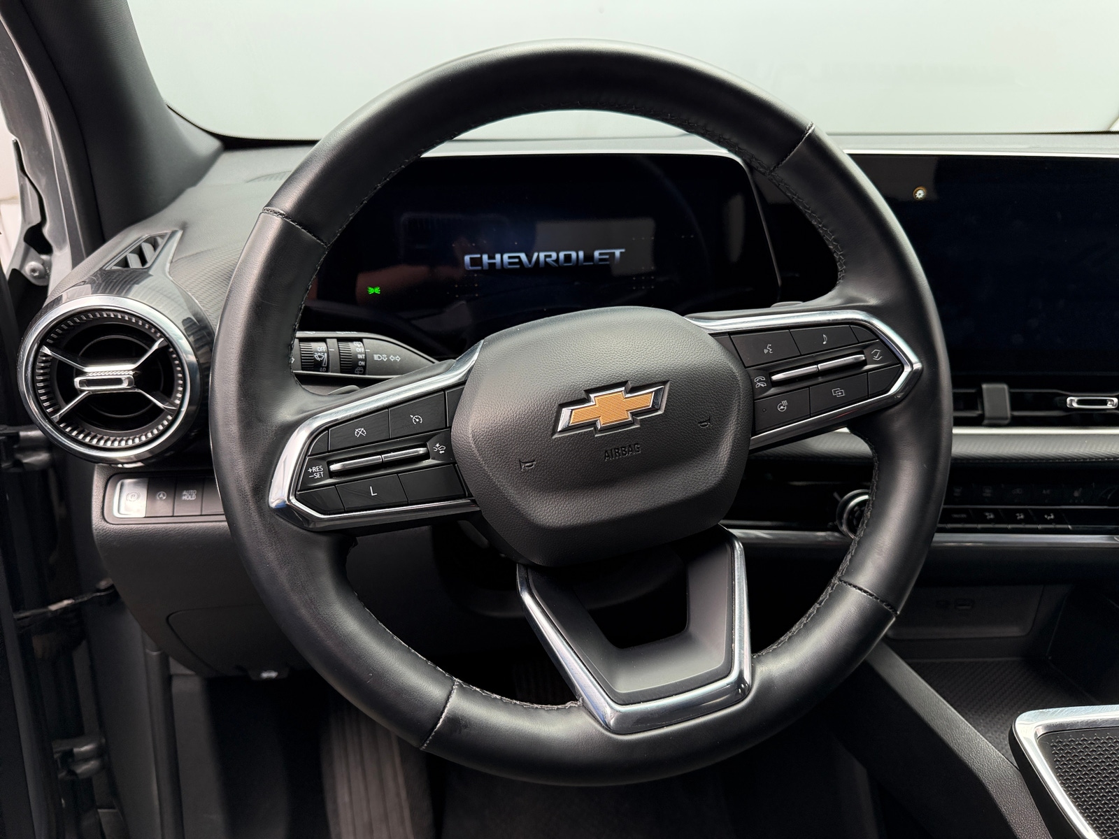 Thumbnail: 2025 Chevrolet Equinox - 5