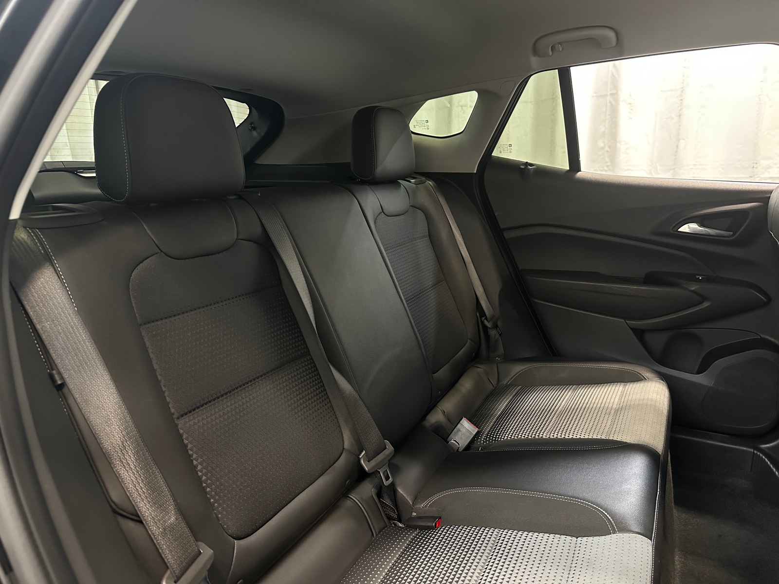 Thumbnail: 2025 Chevrolet Trax - 6