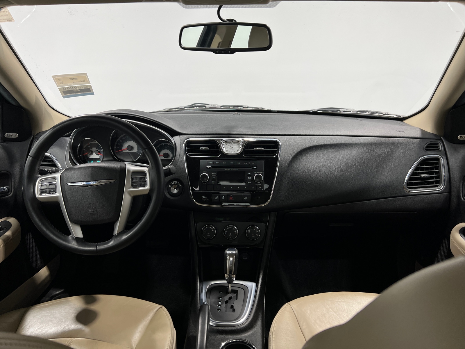 Thumbnail: 2013 Chrysler 200 - 2
