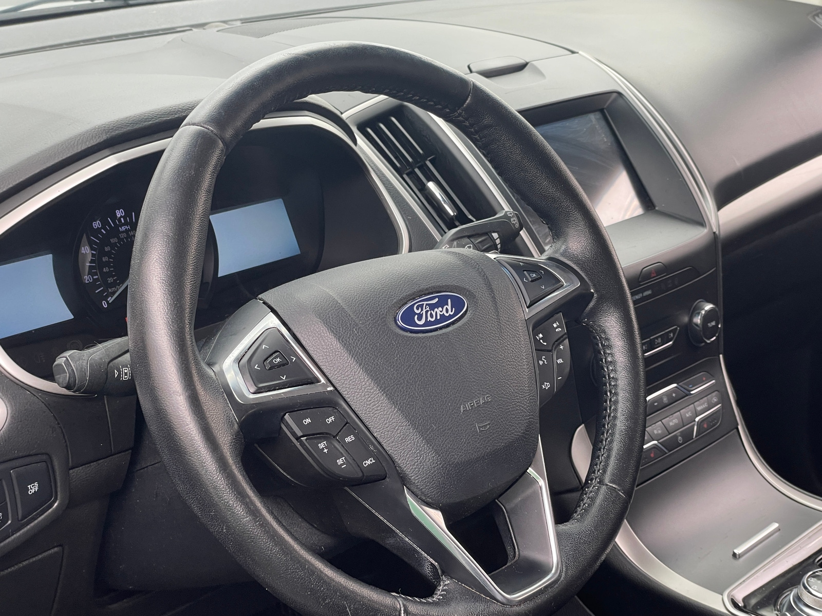 Thumbnail: 2019 Ford Edge - 4