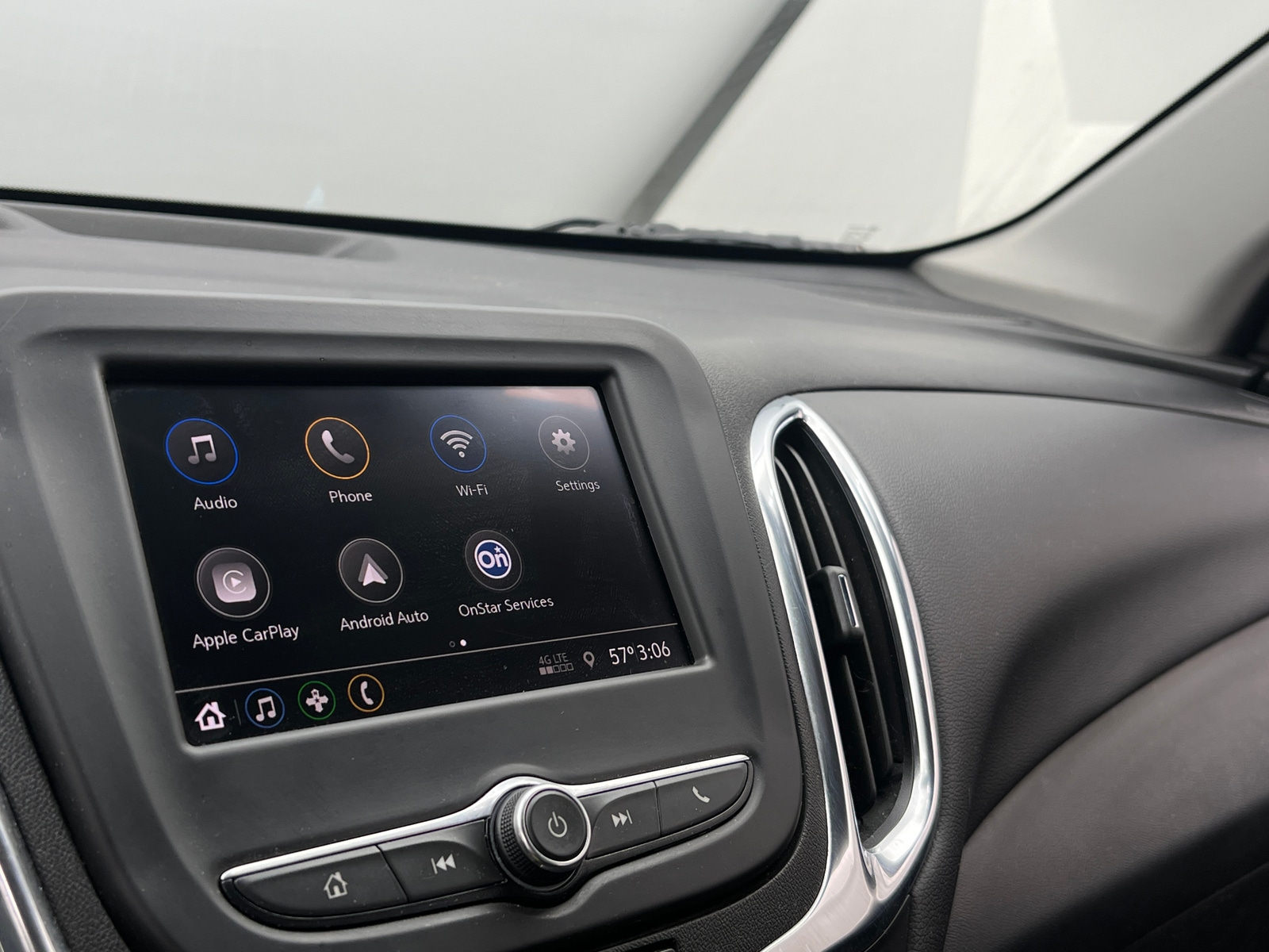 Thumbnail: 2021 Chevrolet Equinox - 4