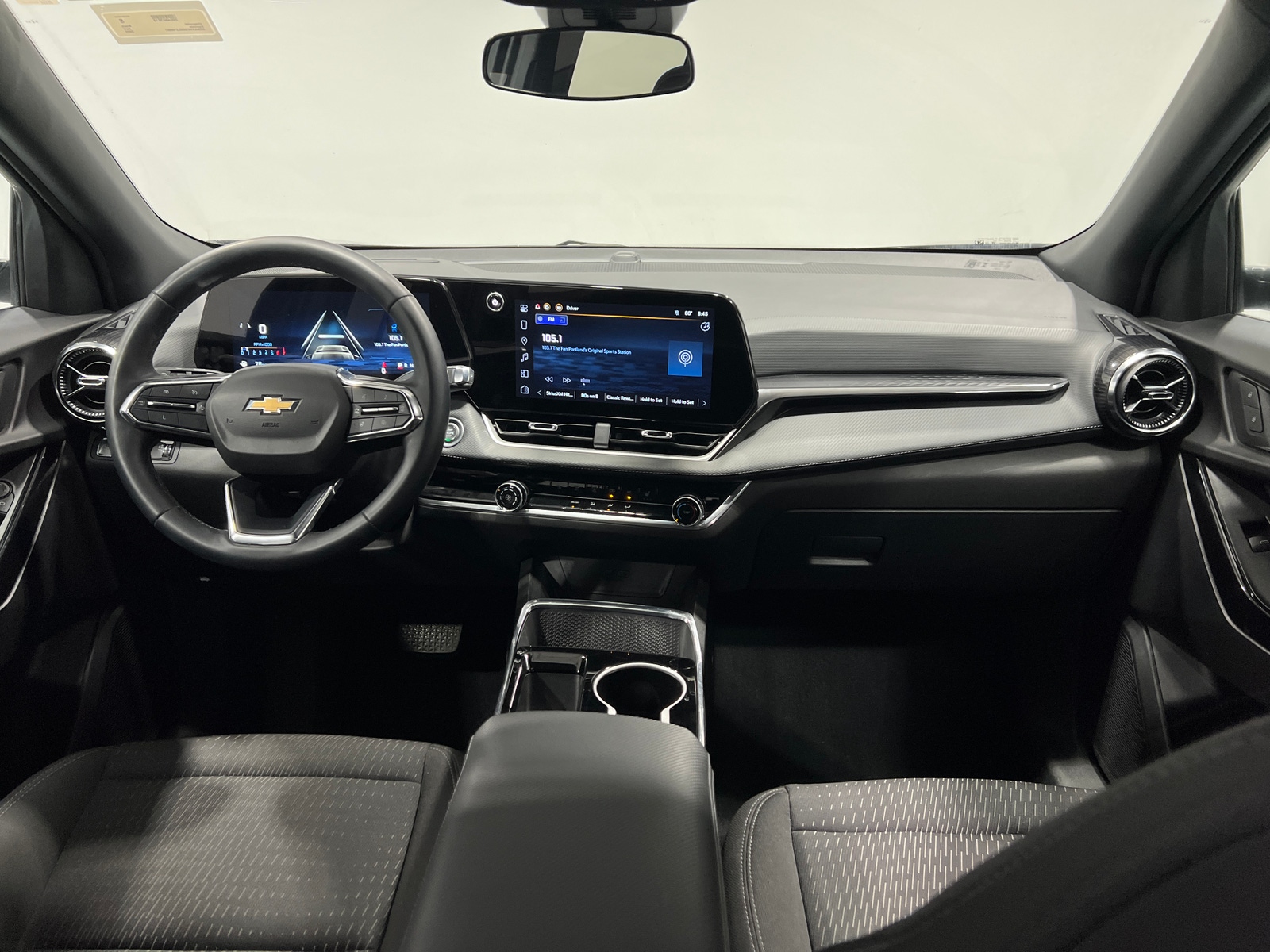 Thumbnail: 2025 Chevrolet Equinox - 3