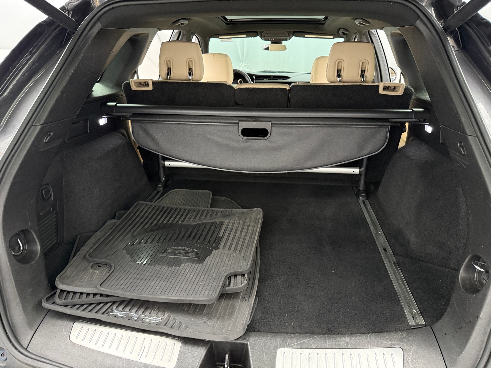 Thumbnail: 2017 Cadillac XT5 - 6
