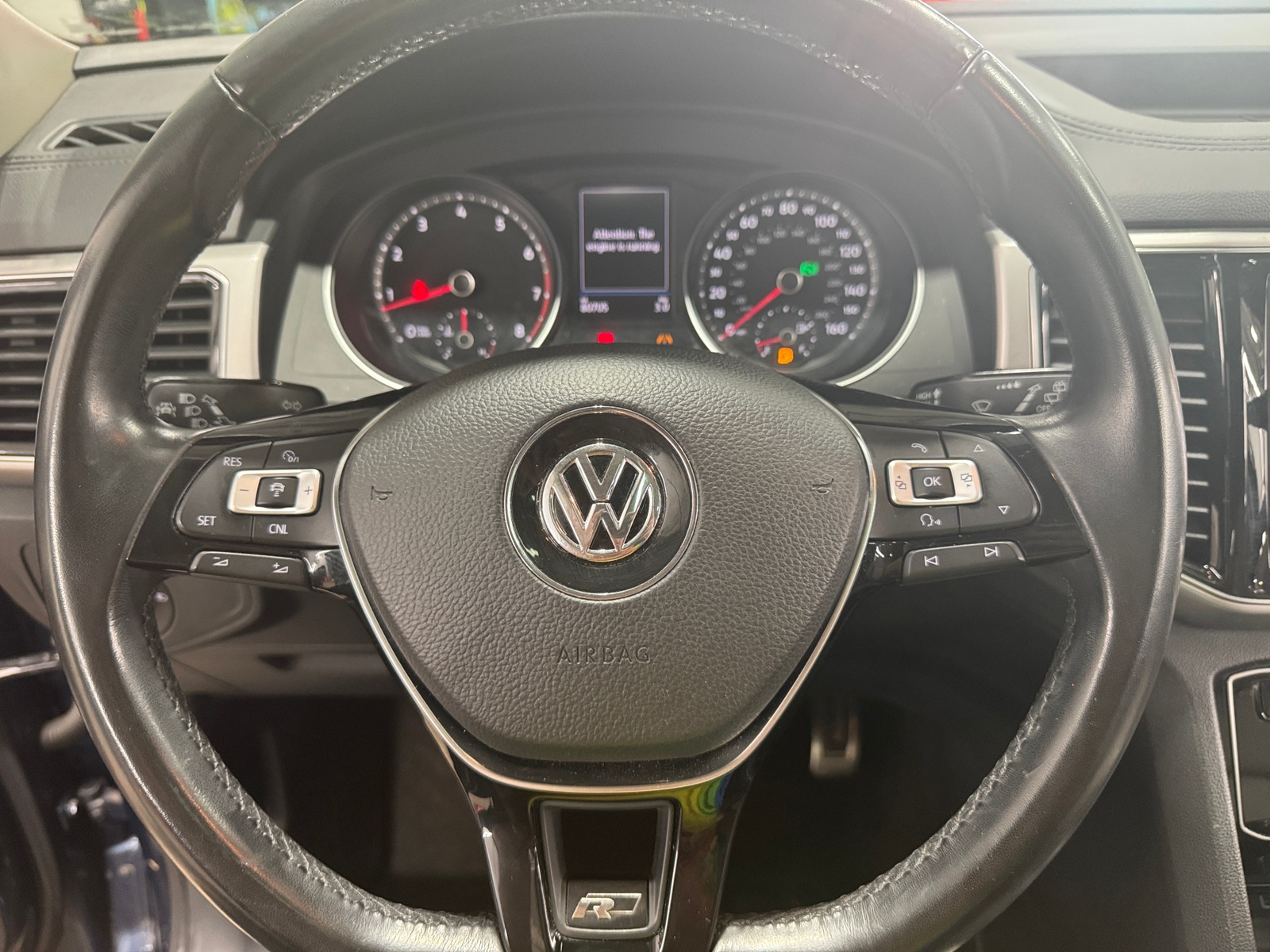 Thumbnail: 2018 Volkswagen Atlas - 4