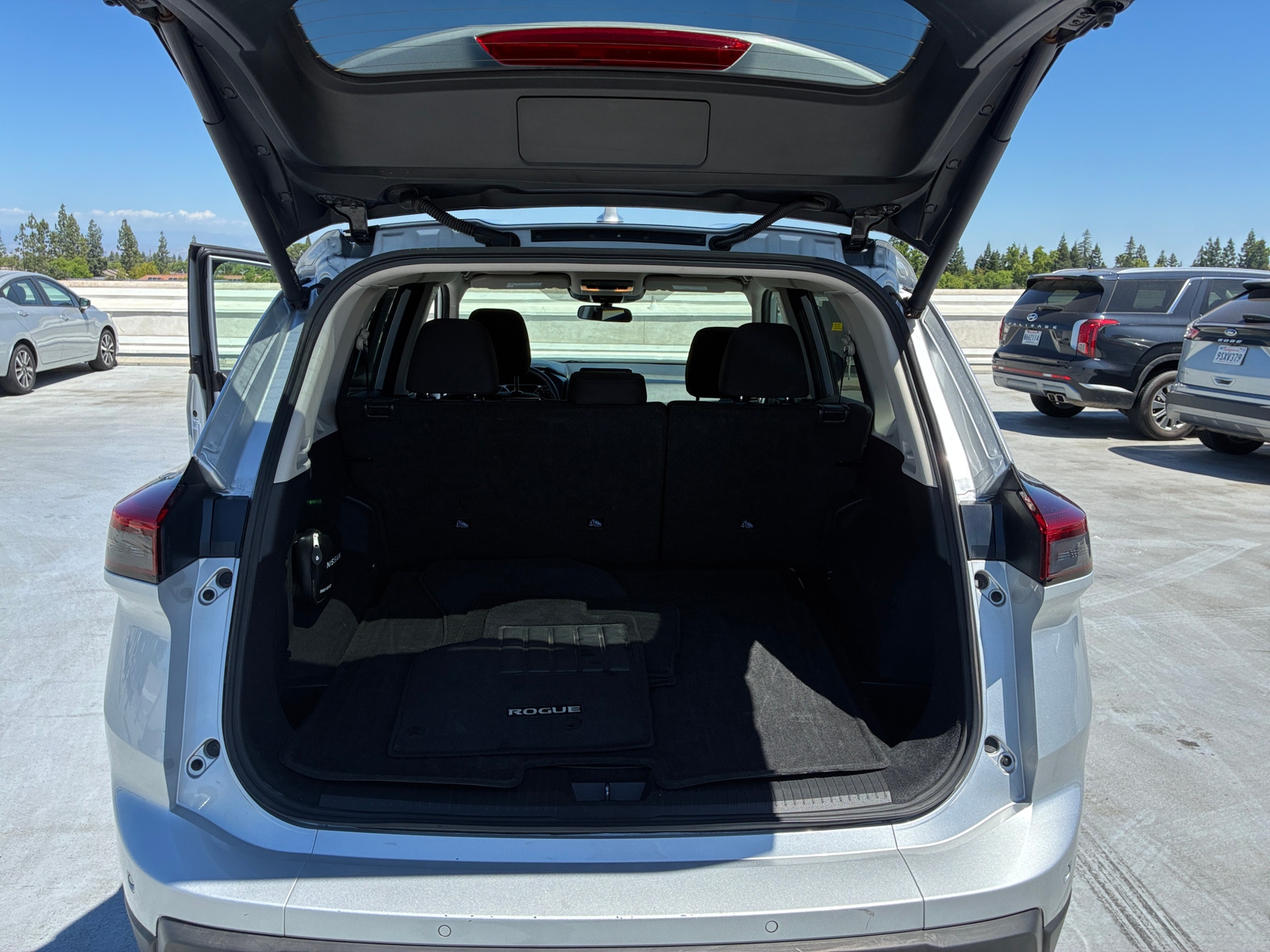 Thumbnail: 2025 Nissan Rogue - 6