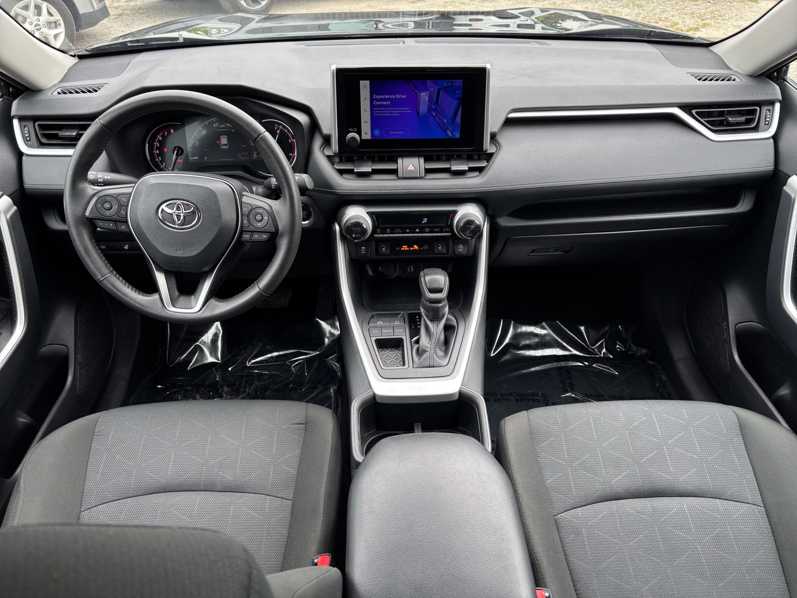 Thumbnail: 2025 Toyota RAV4 - 3