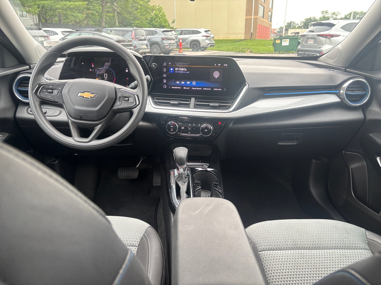 Thumbnail: 2025 Chevrolet Trax - 3