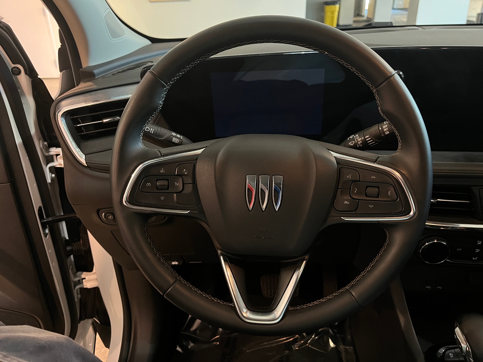 Thumbnail: 2025 Buick Encore GX - 5
