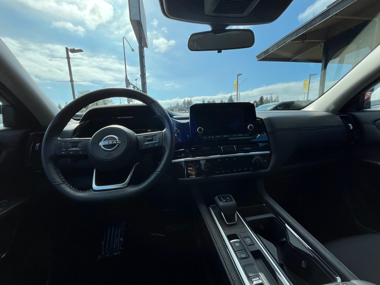 Thumbnail: 2025 Nissan Pathfinder - 3