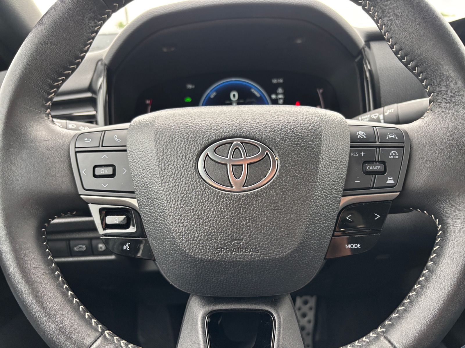 Thumbnail: 2025 Toyota Camry - 4